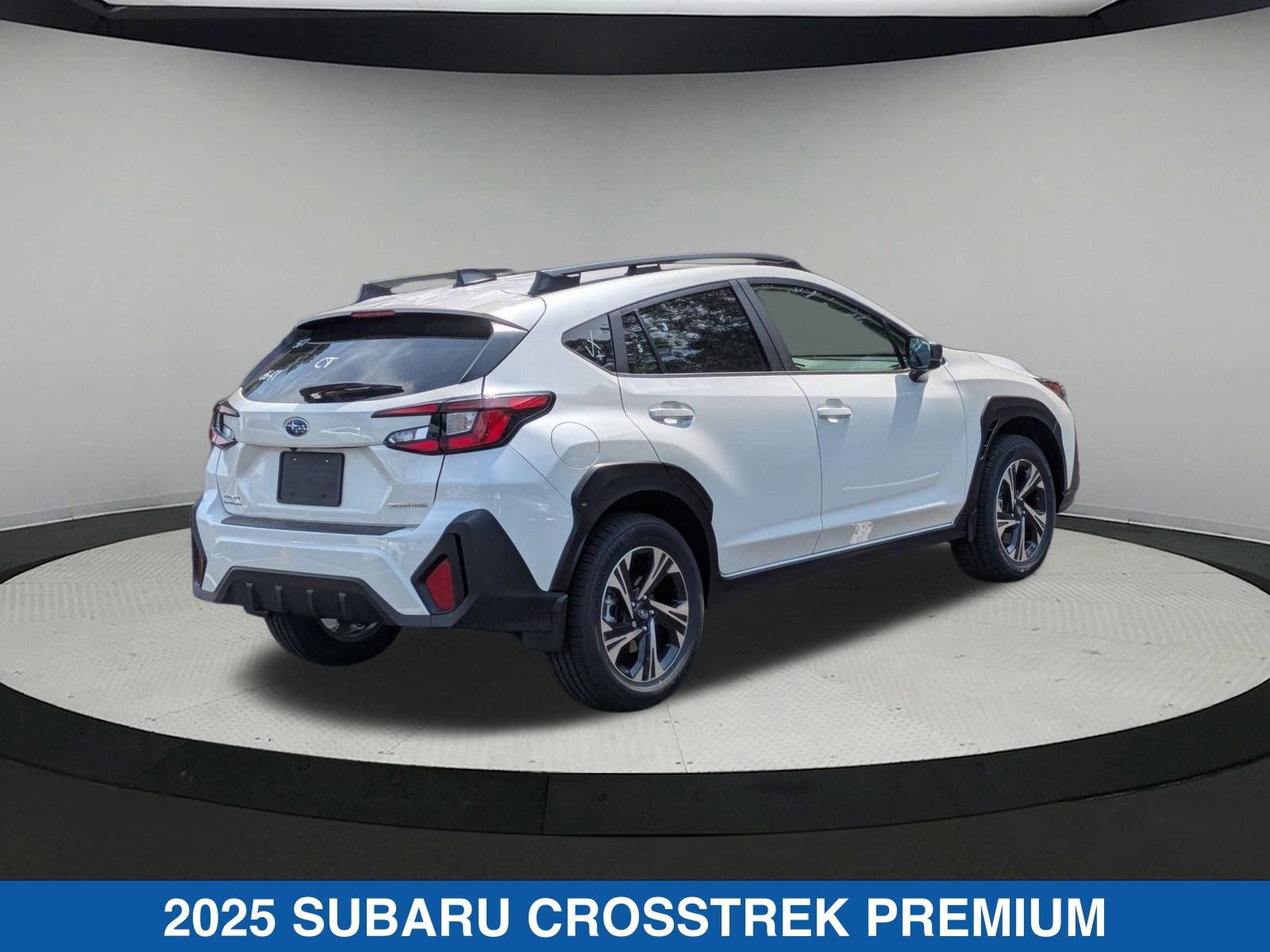 2025 Subaru Crosstrek Premium photo 3