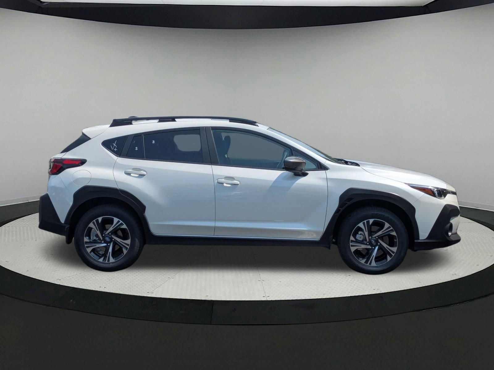 2025 Subaru Crosstrek Premium photo 2