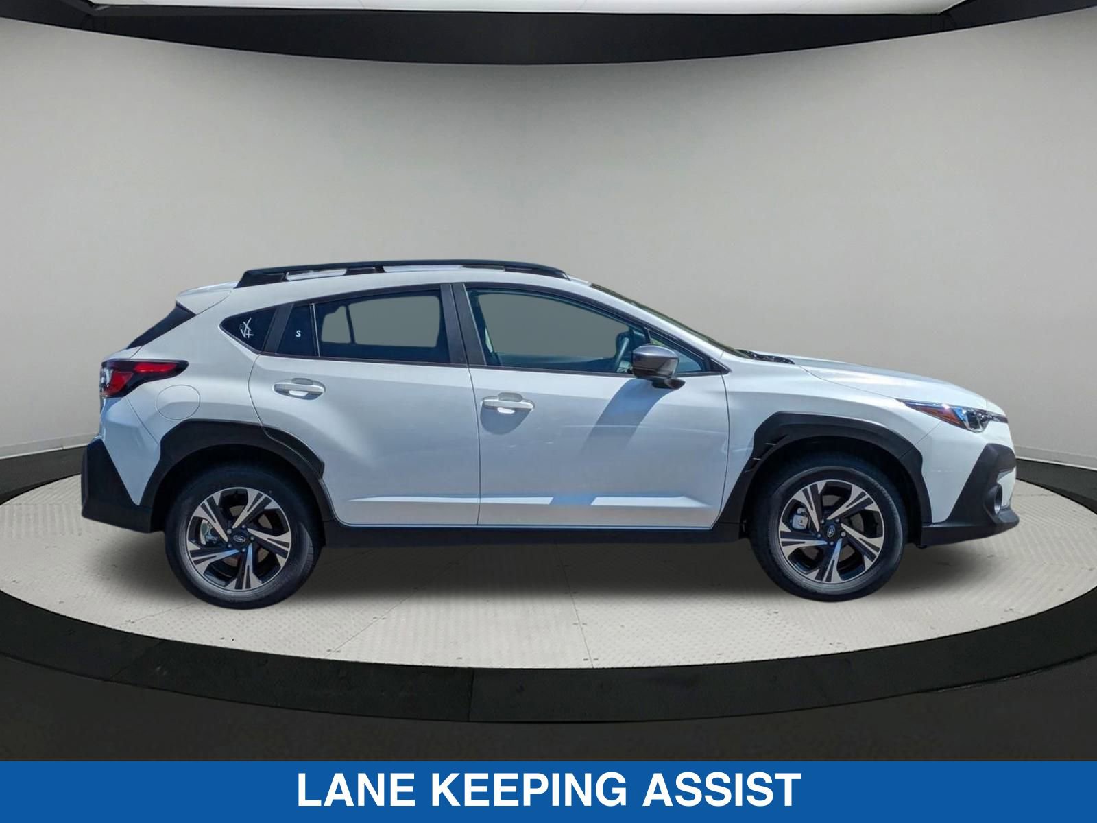 2025 Subaru Crosstrek Premium photo 2