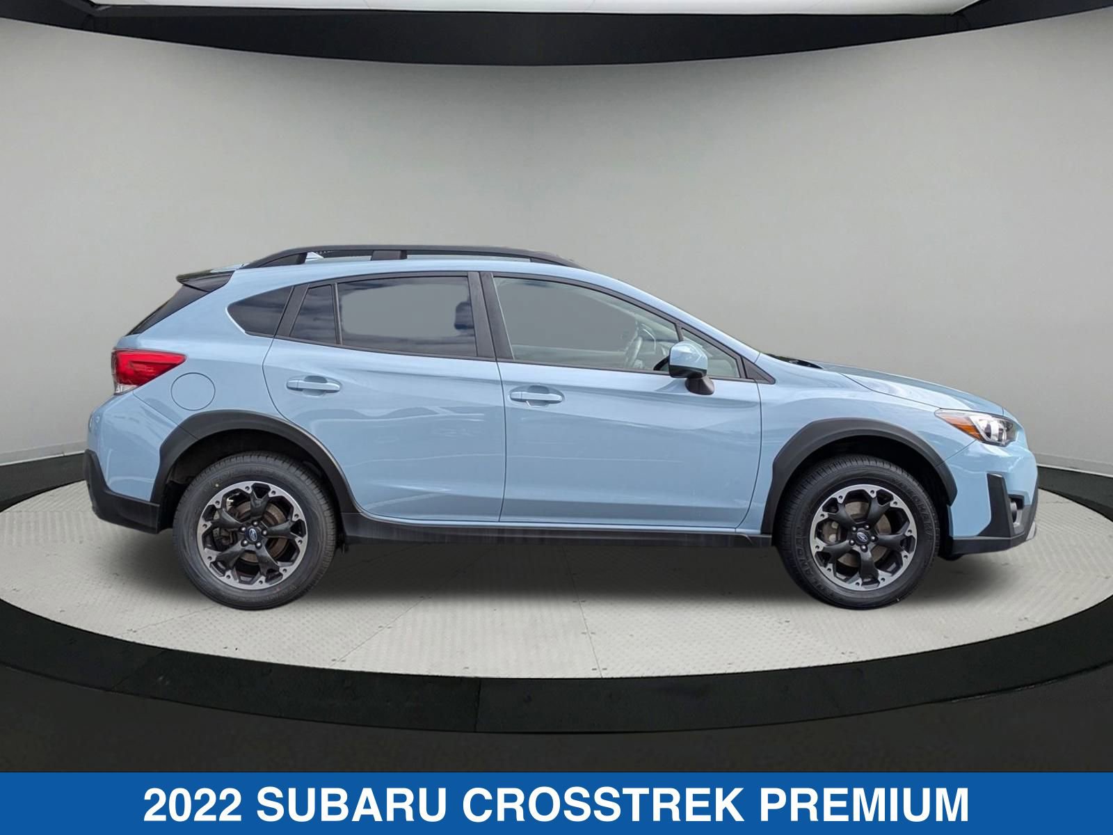 2022 Subaru Crosstrek Premium photo 2