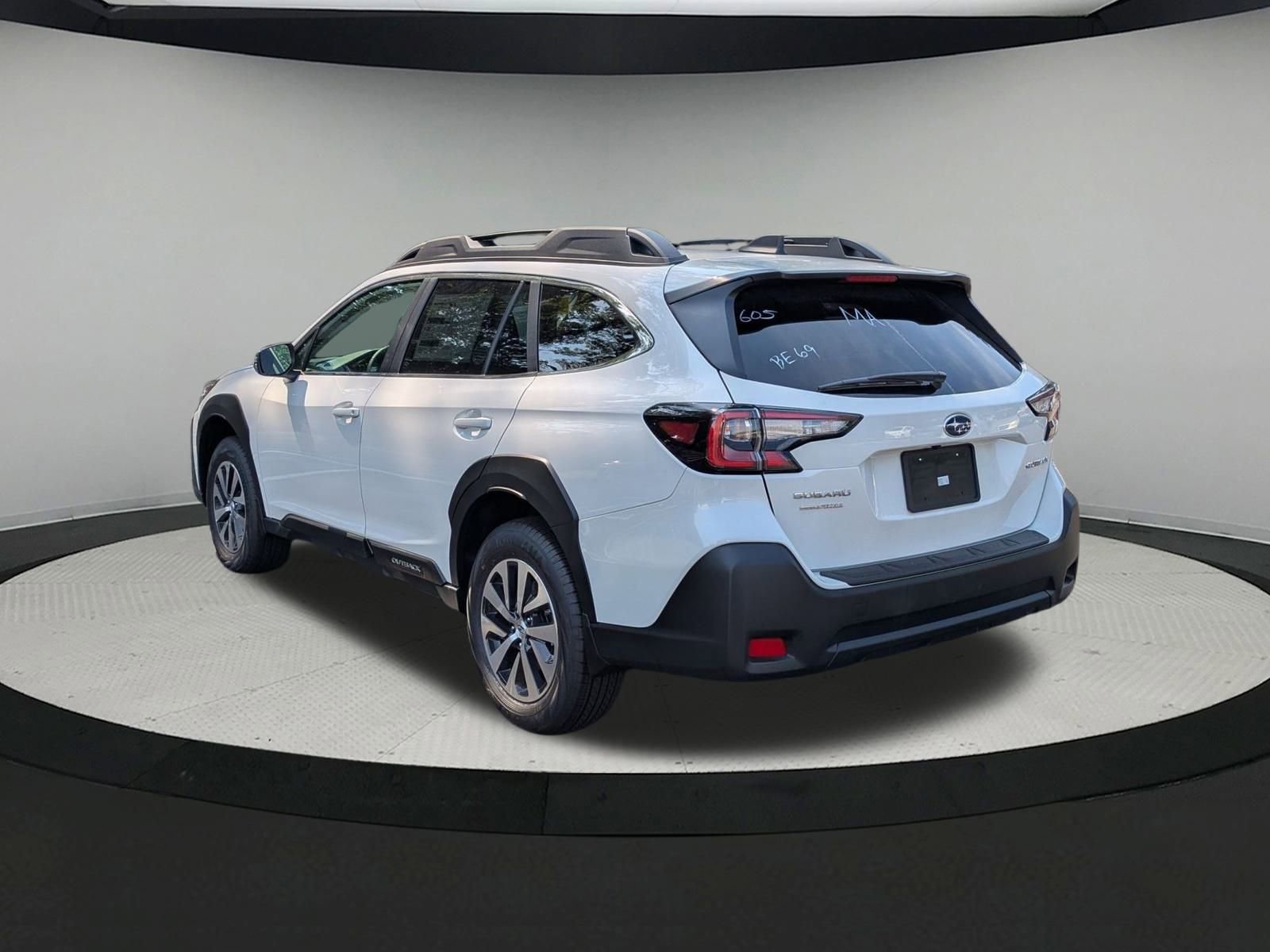 2025 Subaru Outback Premium photo 4