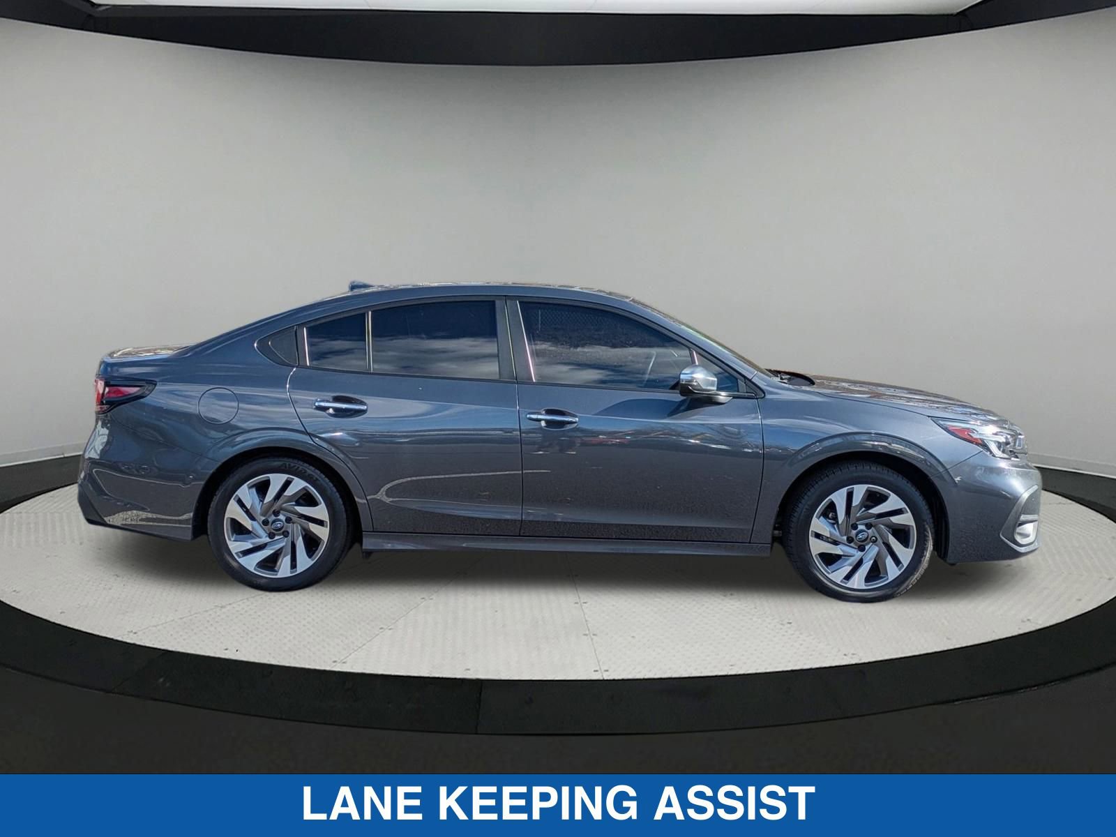 2023 Subaru Legacy Touring XT photo 2