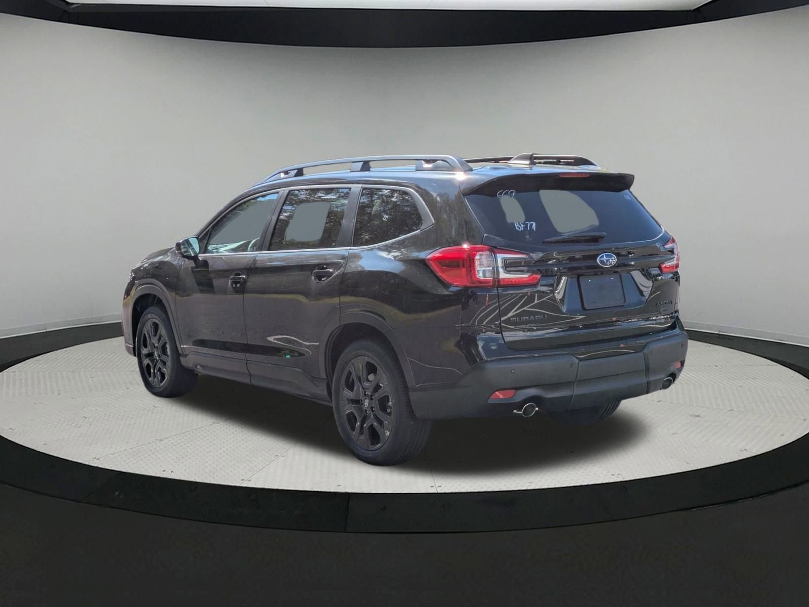 2025 Subaru Ascent Onyx Edition photo 4
