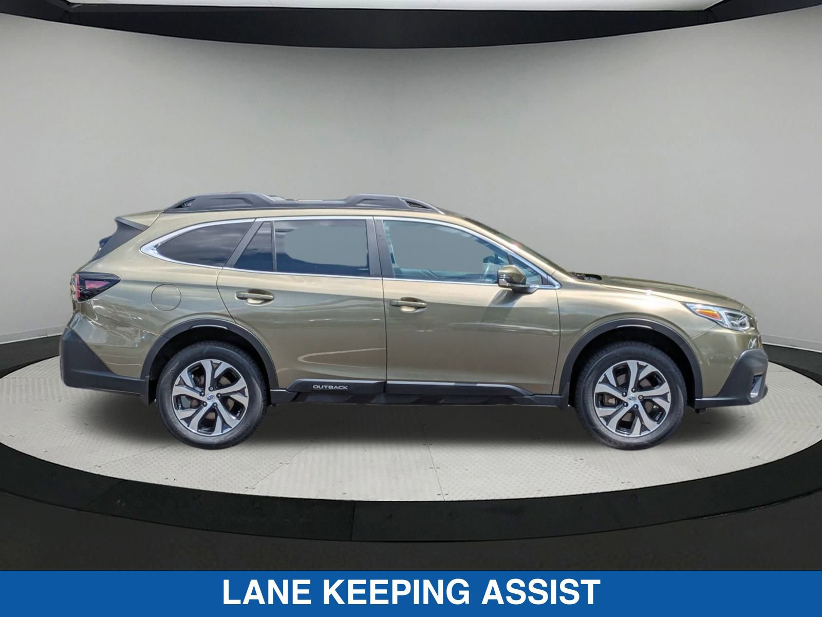 2022 Subaru Outback Limited photo 2