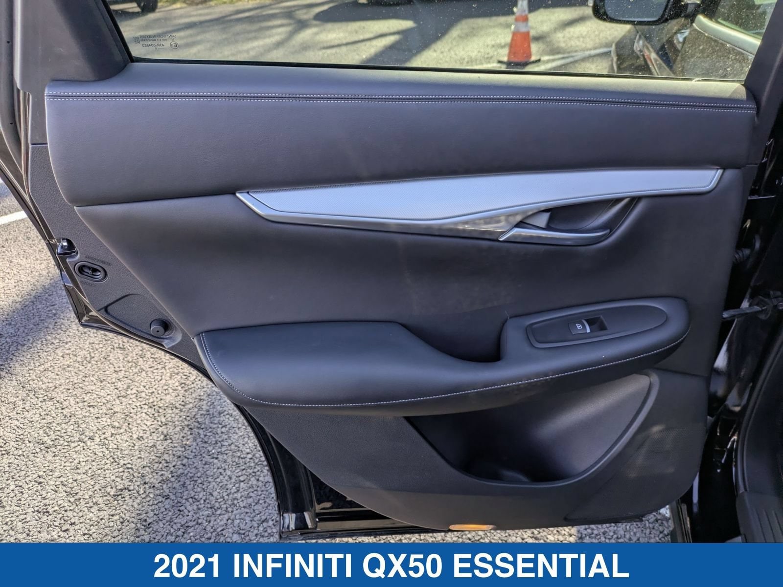 2021 INFINITI QX50 Essential - Photo 30