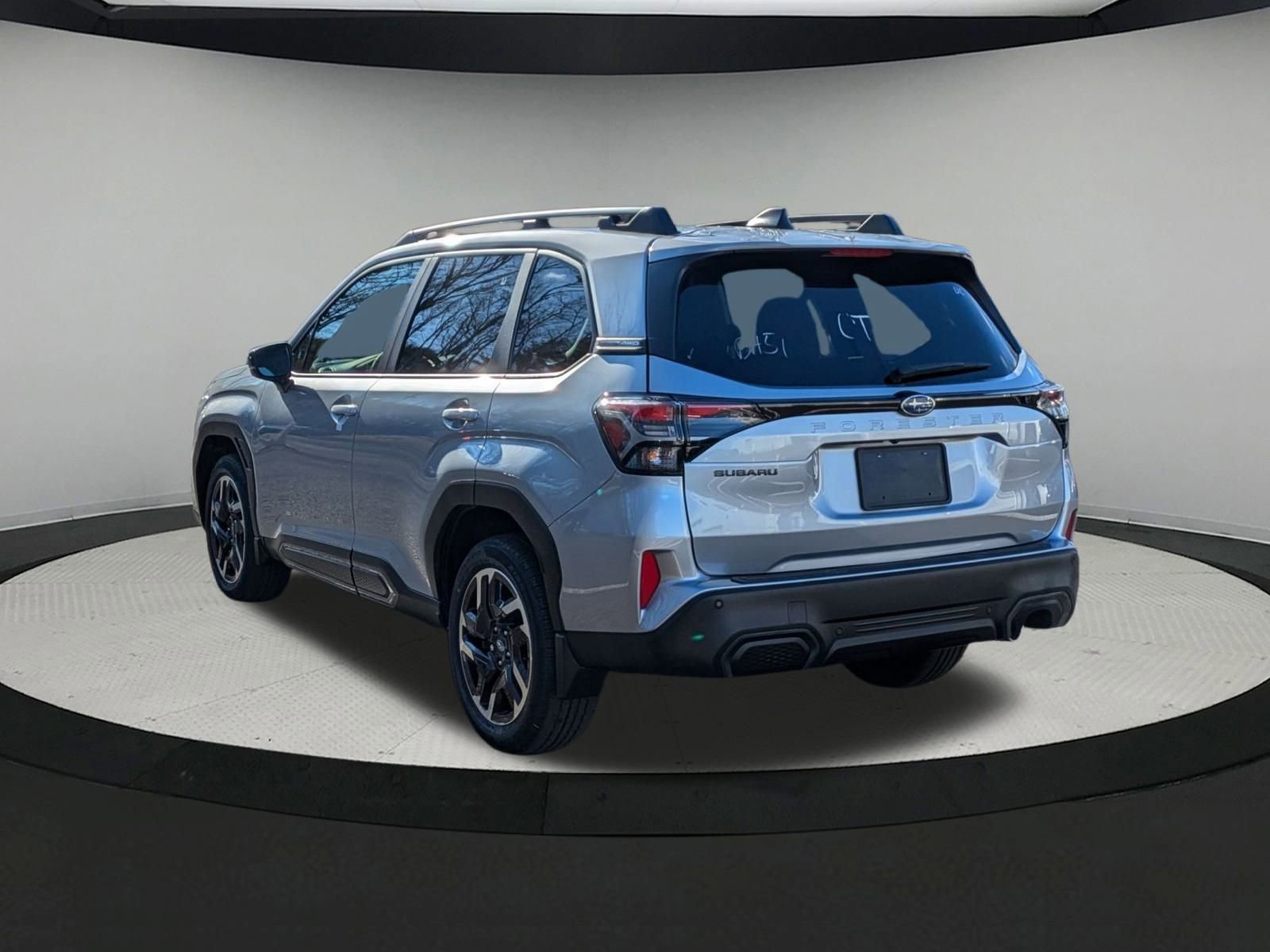 2025 Subaru Forester Limited photo 3