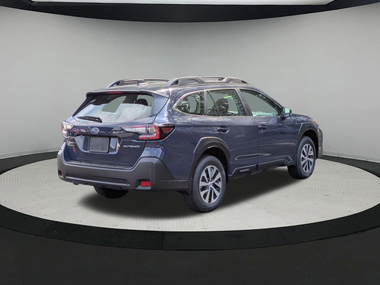 2025 Subaru Outback Base photo 3