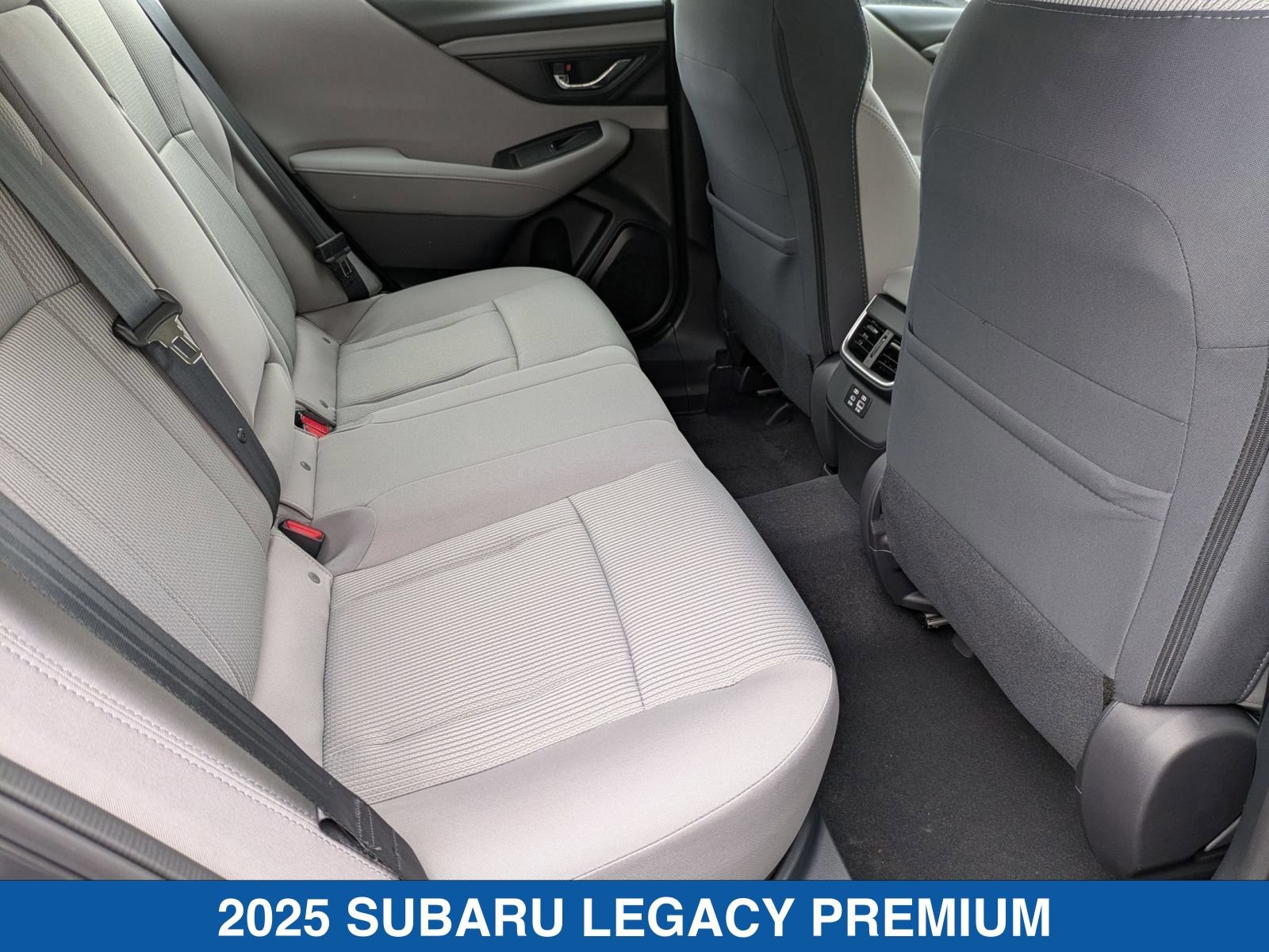 2025 Subaru Legacy Premium - Photo 31