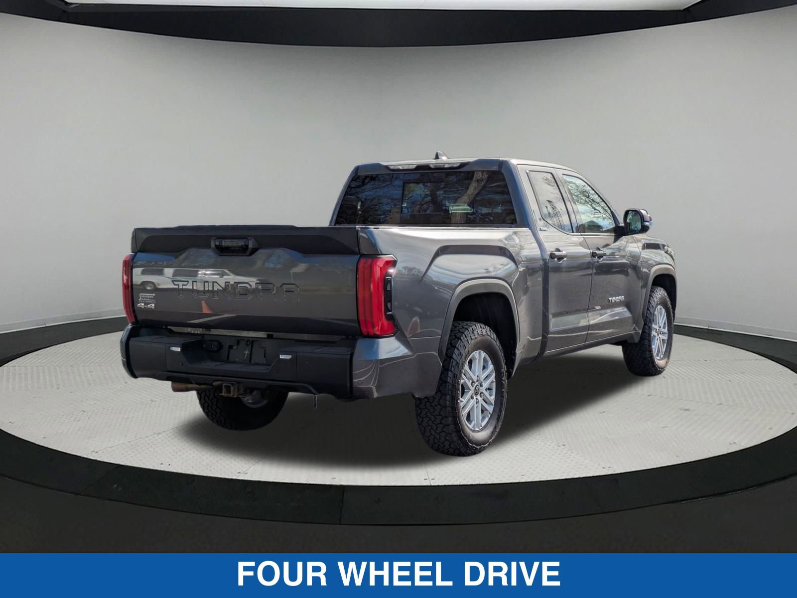2022 Toyota Tundra SR5 photo 3