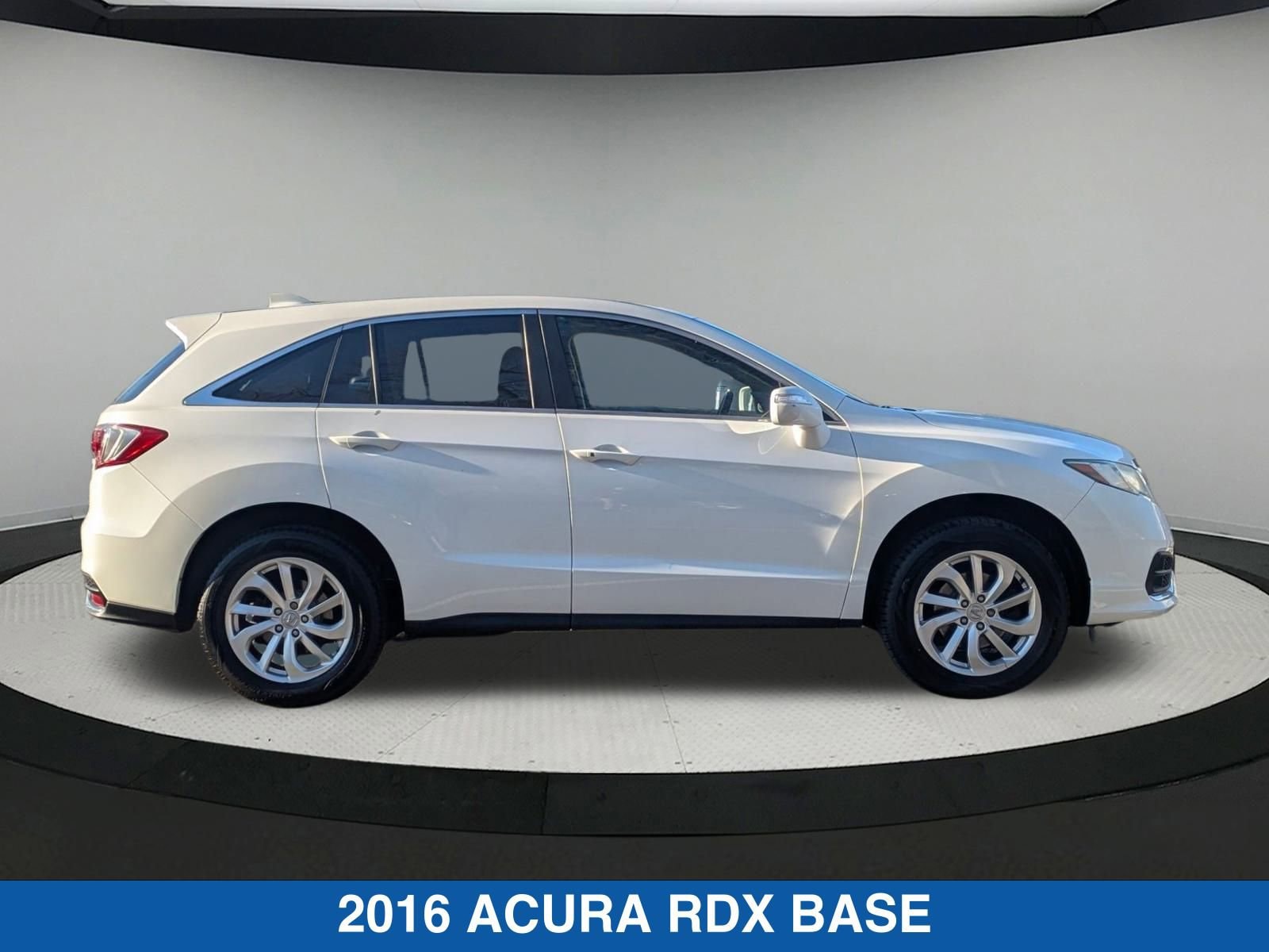 Used 2016 Acura RDX Technology Package with VIN 5J8TB4H52GL001305 for sale in Vernon, CT