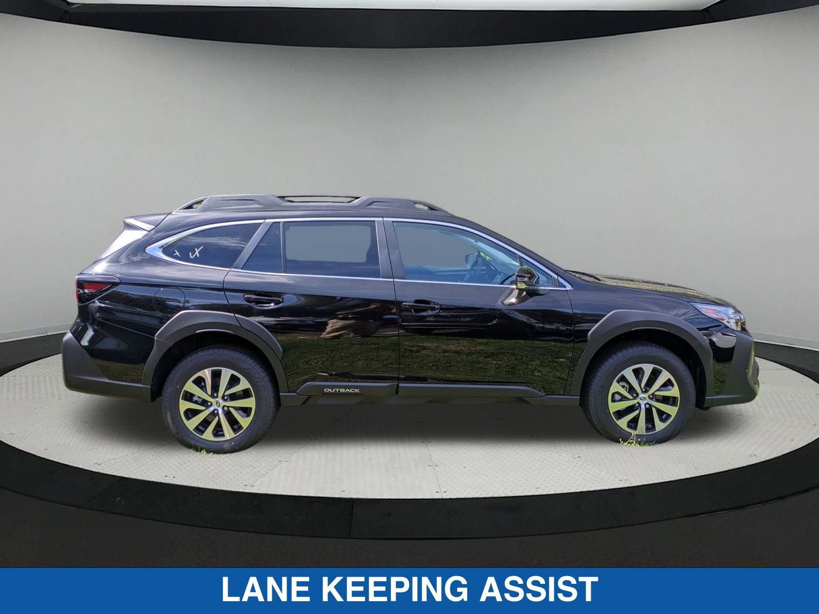 2025 Subaru Outback Premium photo 2