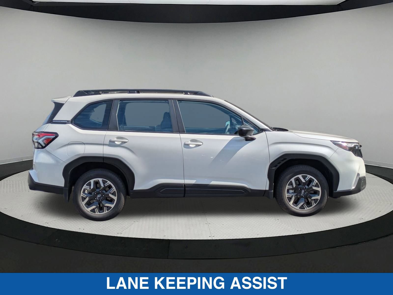 2025 Subaru Forester Base photo 2