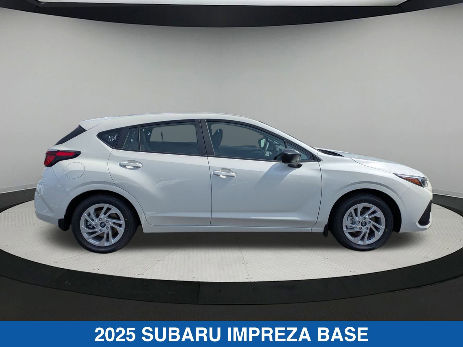 2025 Subaru Impreza Base photo 2