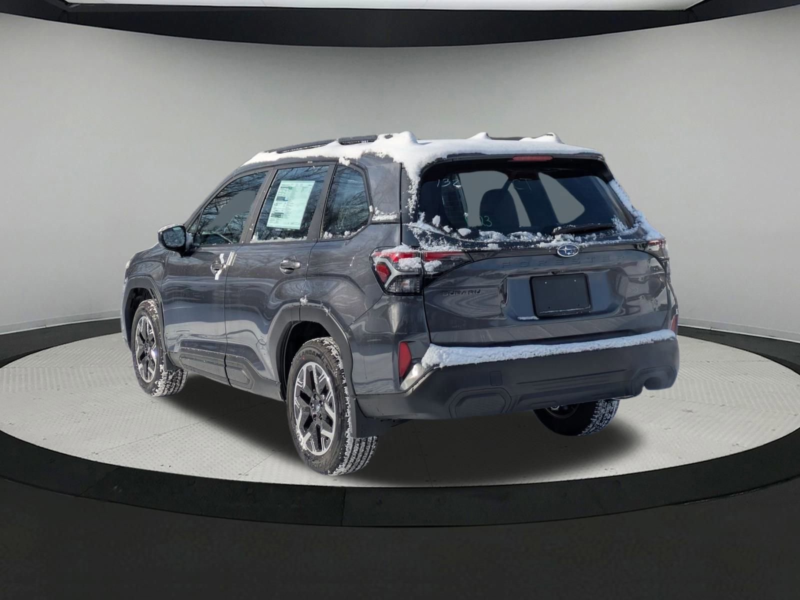 2025 Subaru Forester Base photo 4
