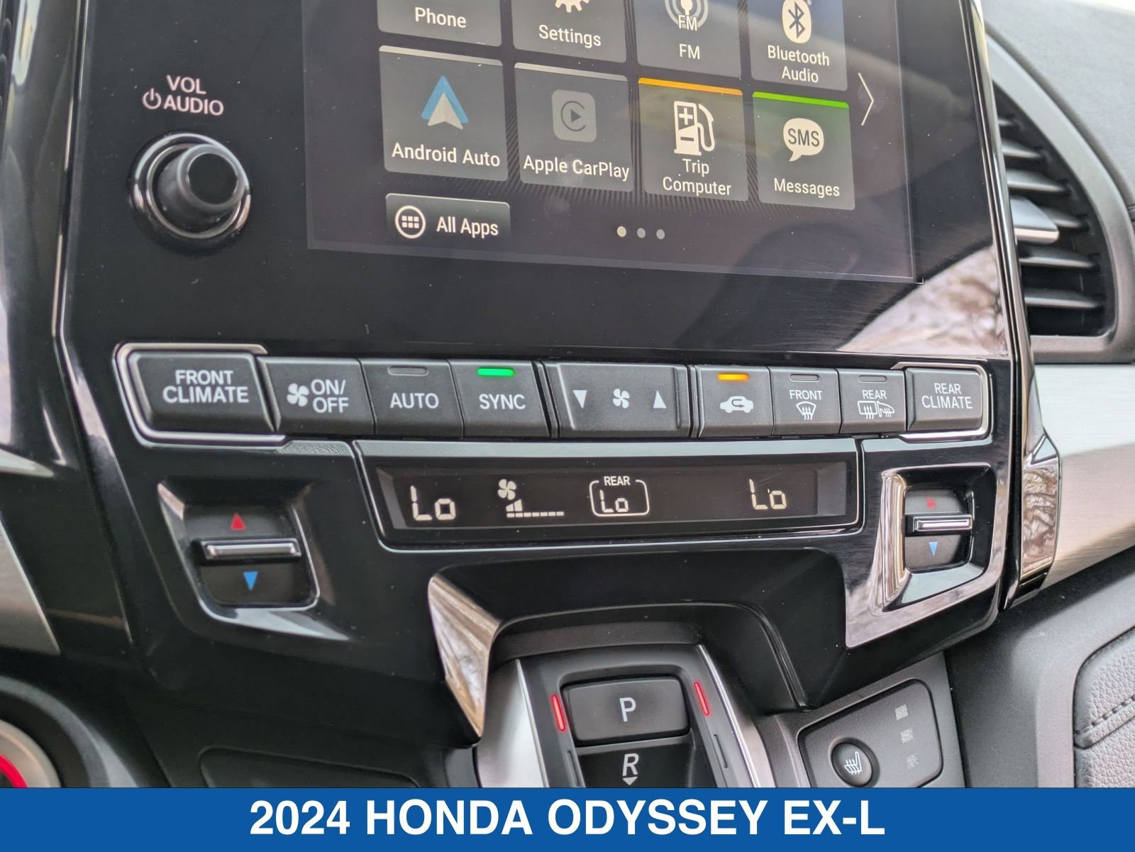 2024 Honda Odyssey EX-L - Photo 24