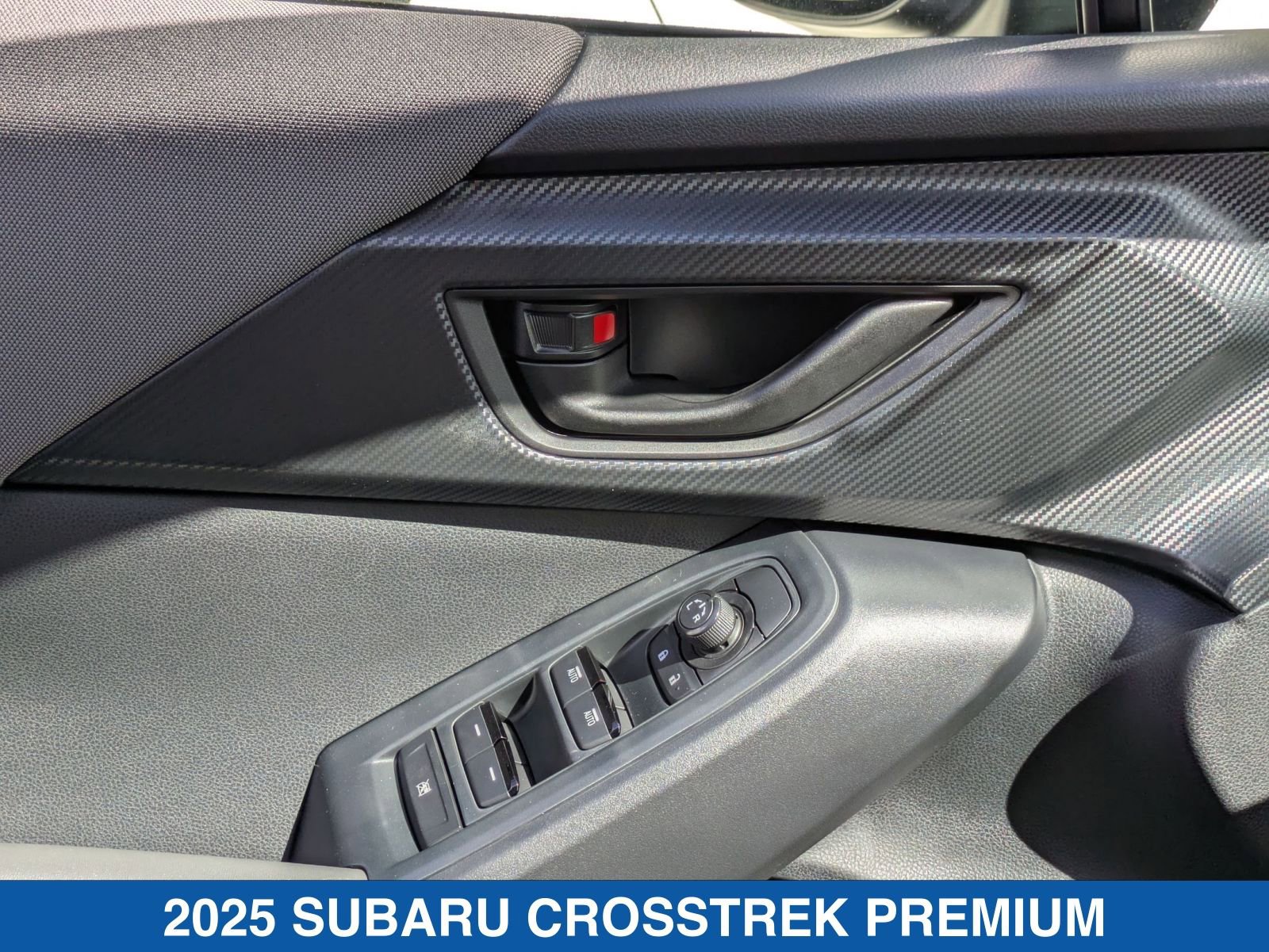 2025 Subaru Crosstrek Premium photo 2