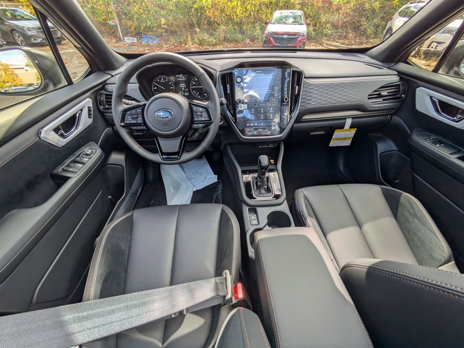 2025 Subaru Forester Touring - Photo 12