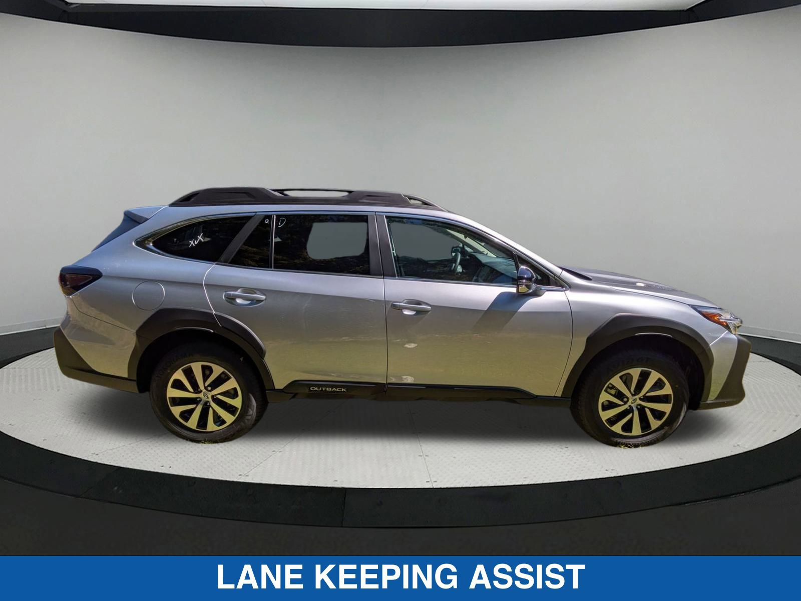 2025 Subaru Outback Premium photo 2