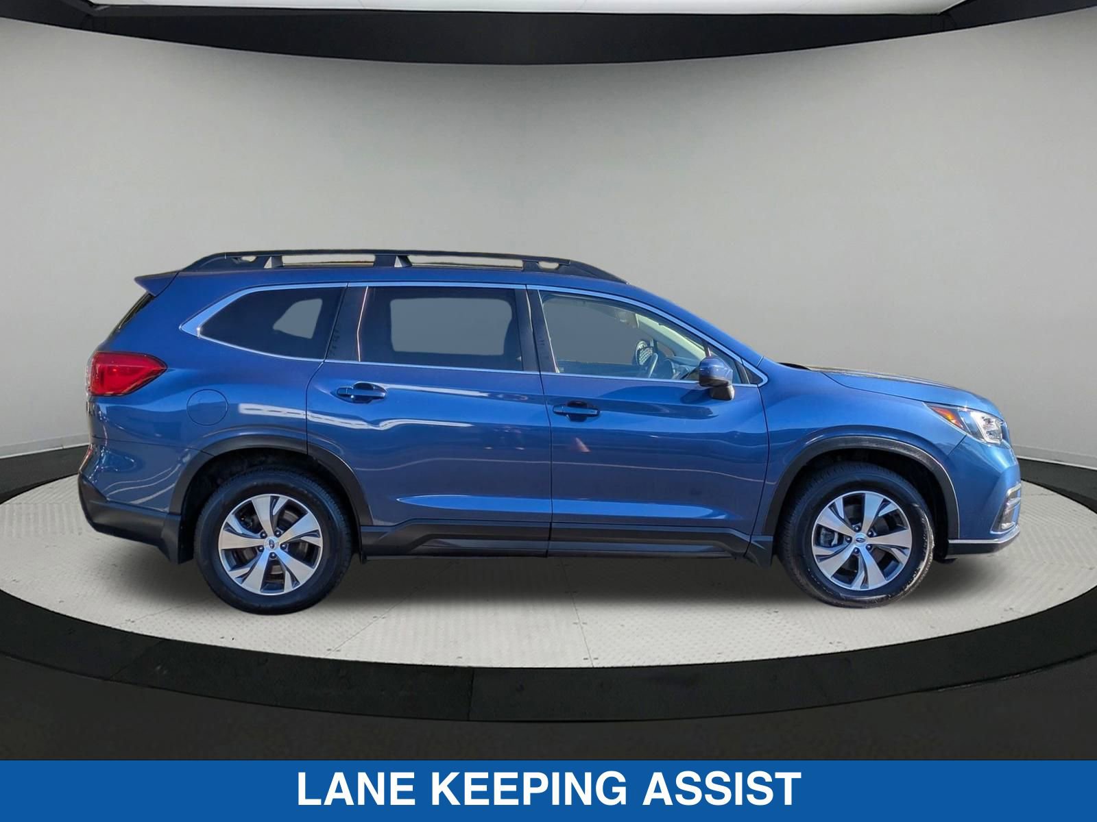 2022 Subaru Ascent Premium photo 2