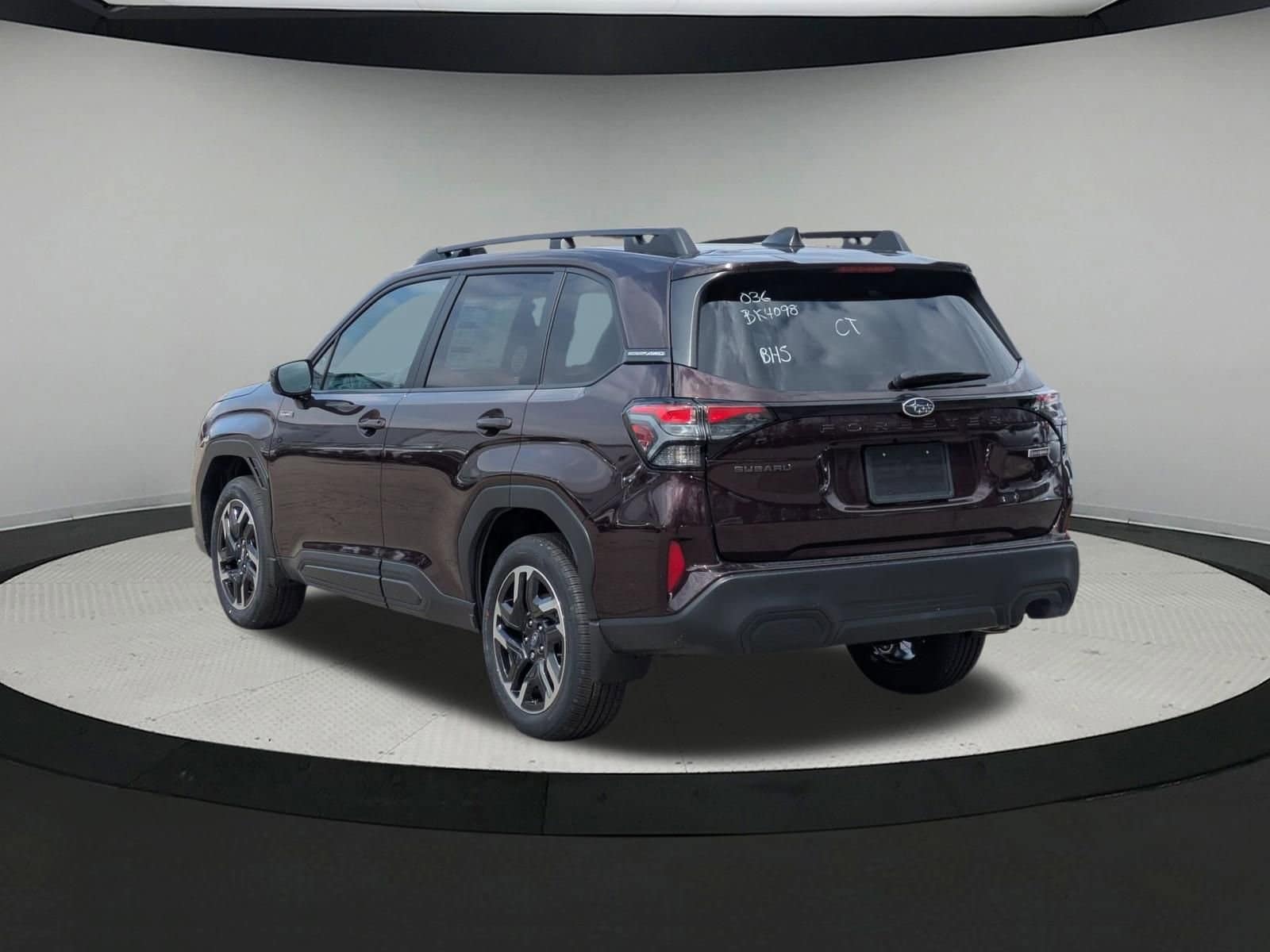 View vehicle photo 4