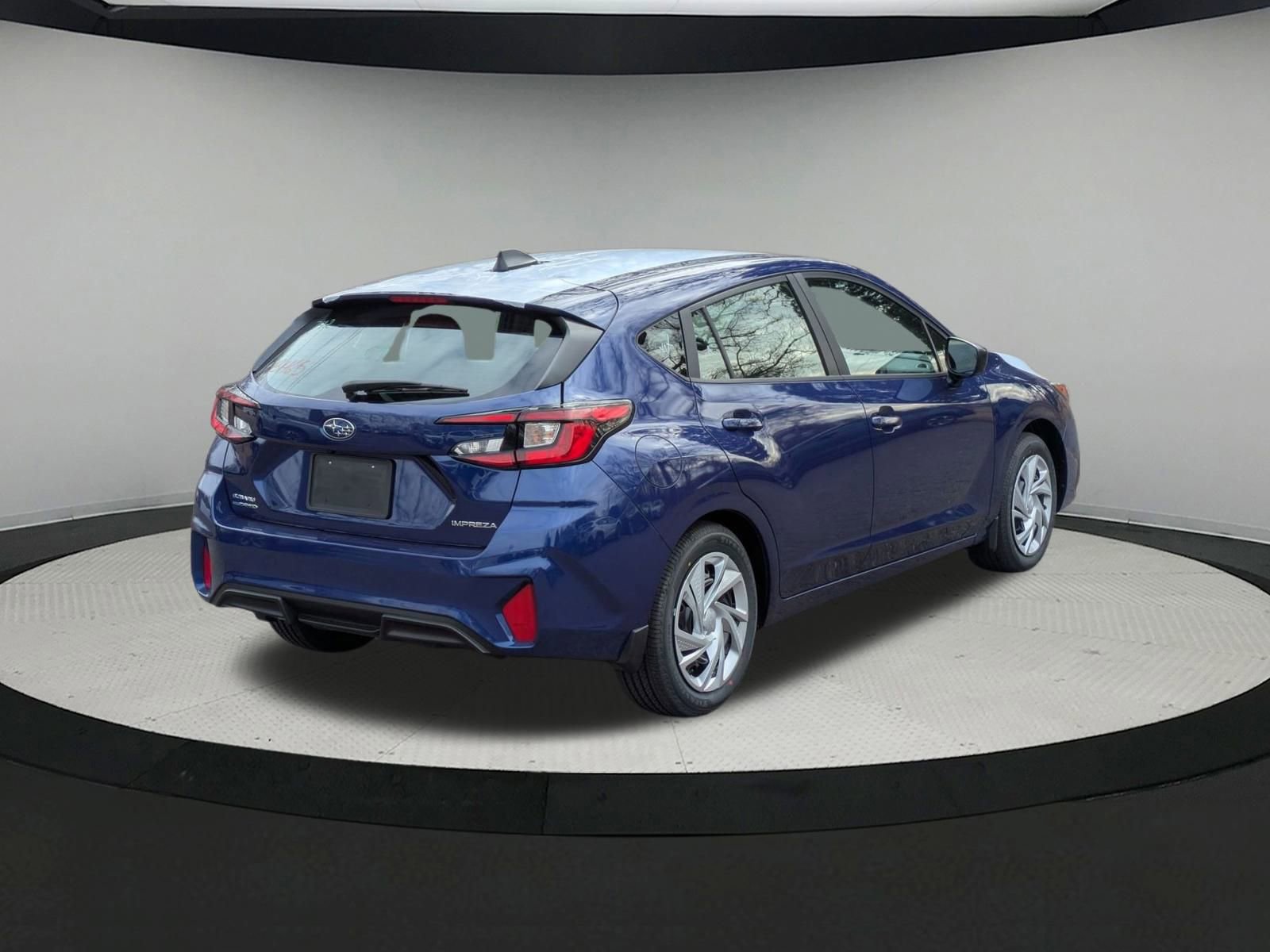 2025 Subaru Impreza Base photo 3