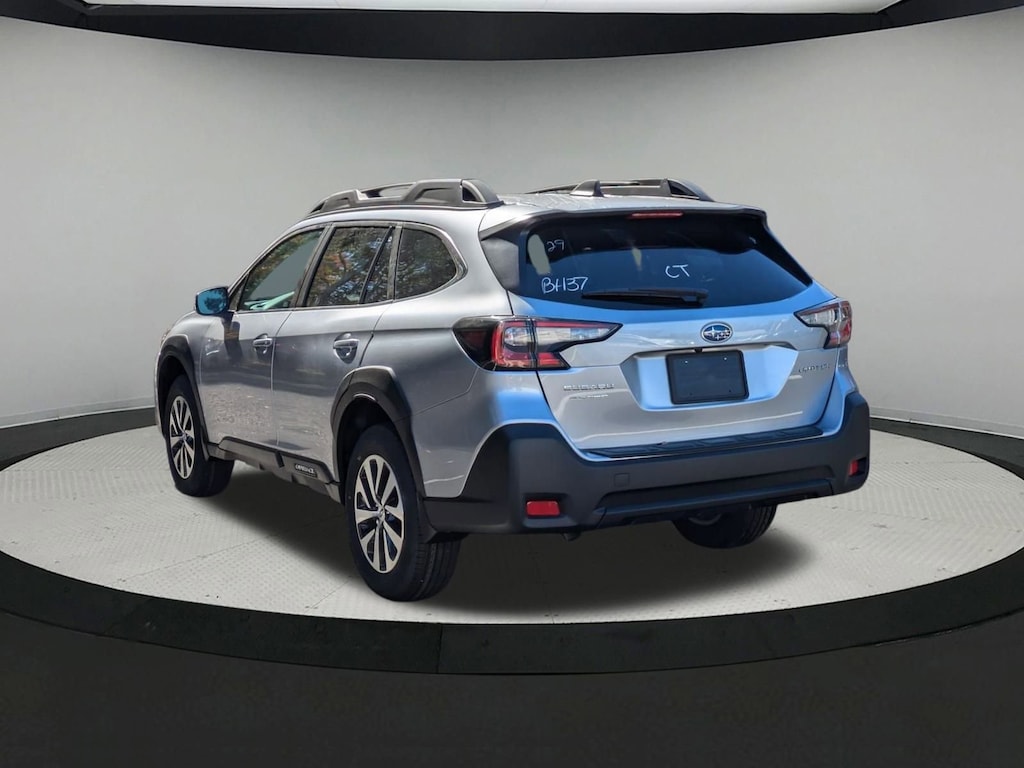 New 2025 Subaru Outback Premium SUV