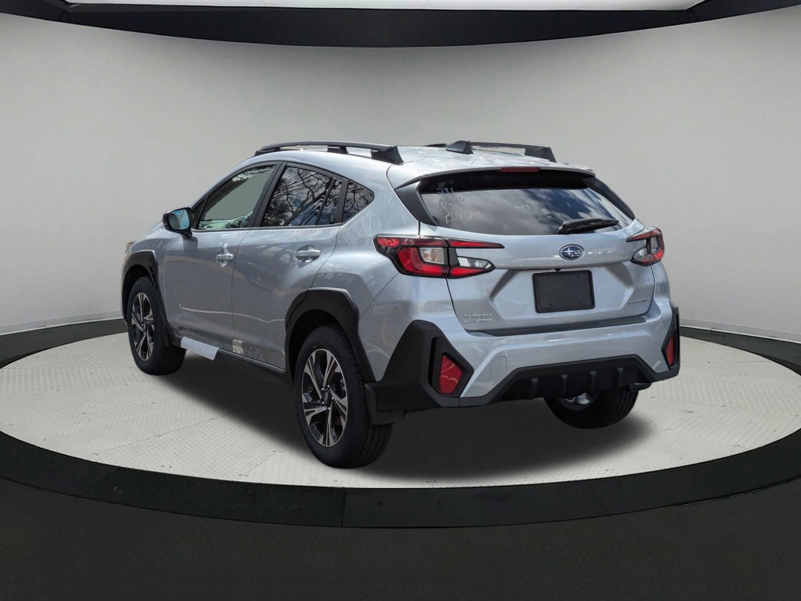 2025 Subaru Crosstrek Premium photo 2