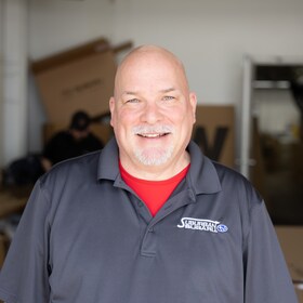 Staff member Steve Groskritz from f1c7e8532187