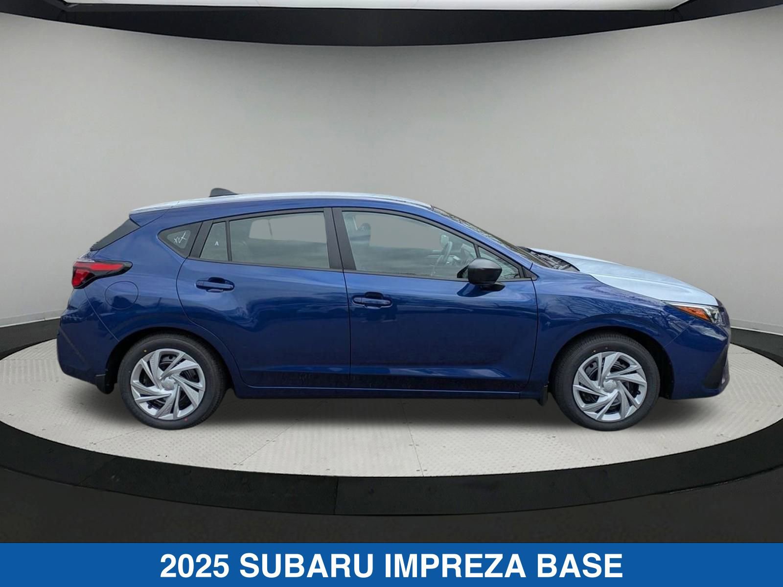2025 Subaru Impreza Base photo 2