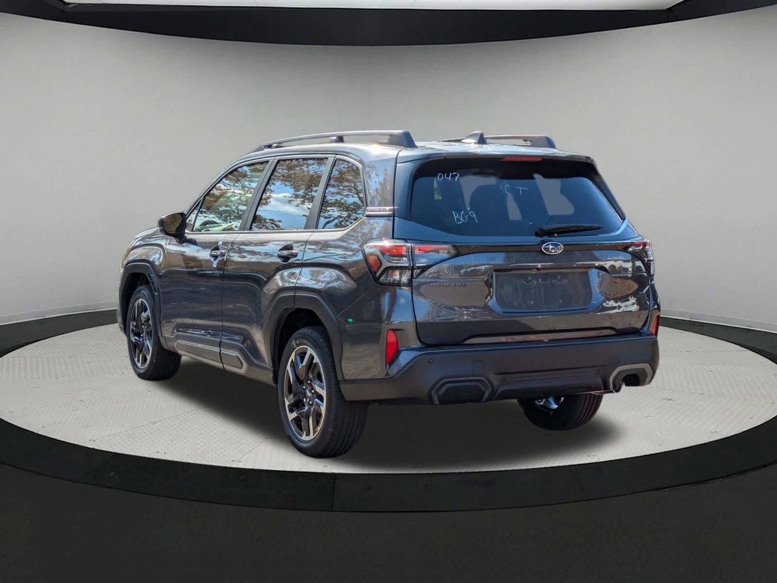 2025 Subaru Forester Limited photo 4