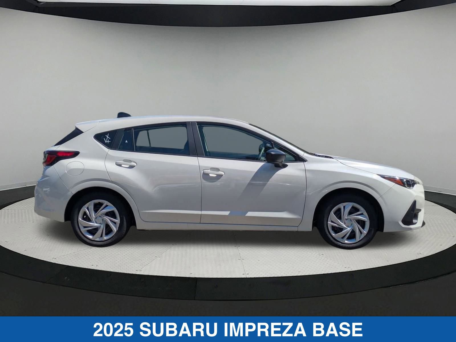 2025 Subaru Impreza Base photo 2