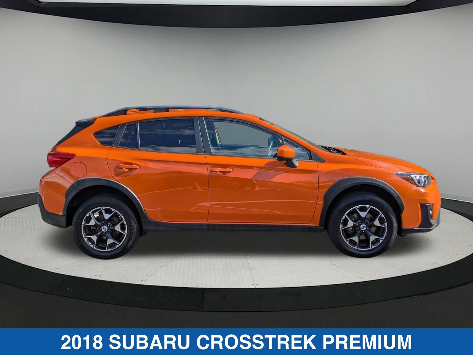 2018 Subaru Crosstrek 2.0i Premium photo 2