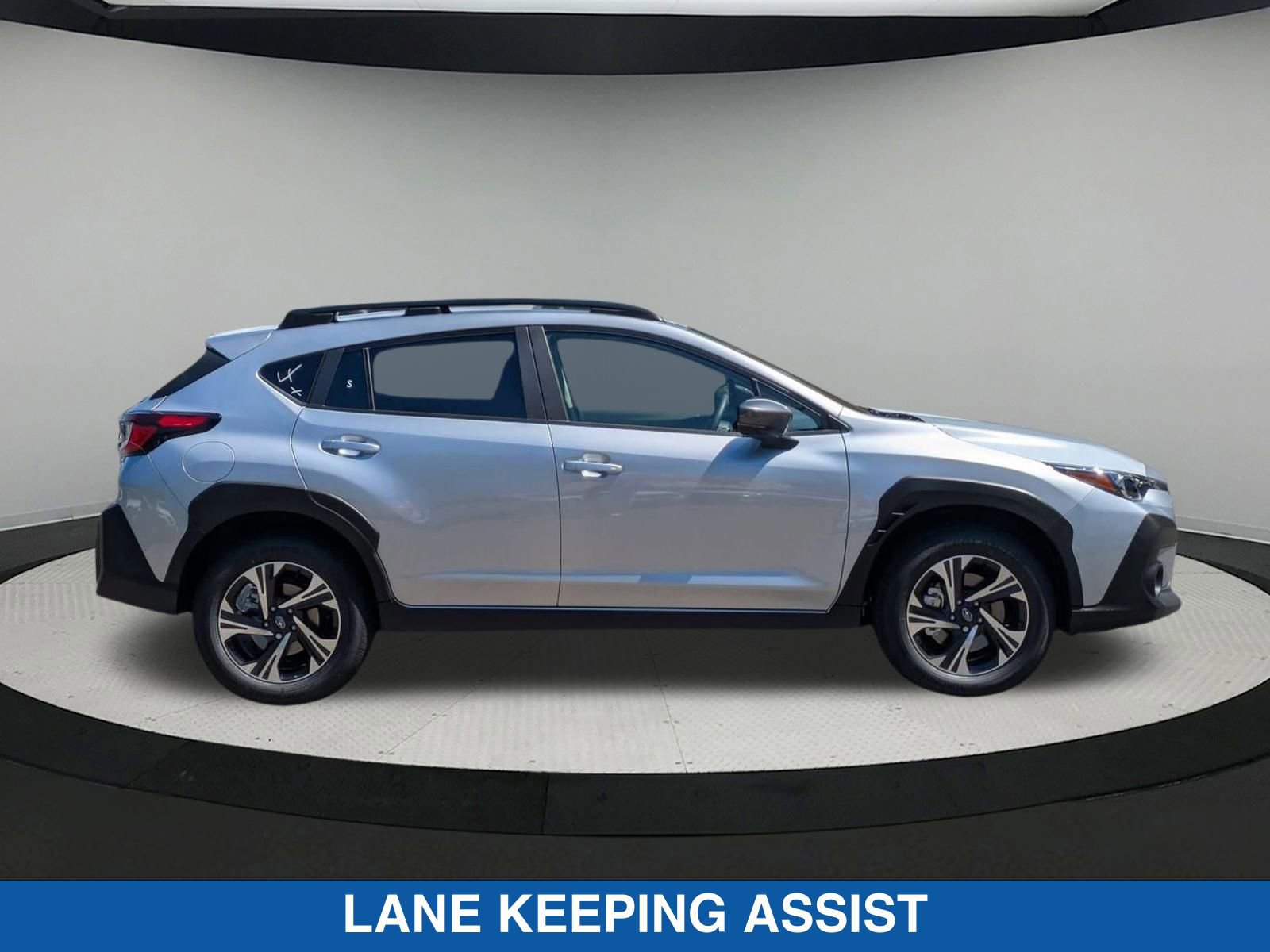 2025 Subaru Crosstrek Premium photo 2