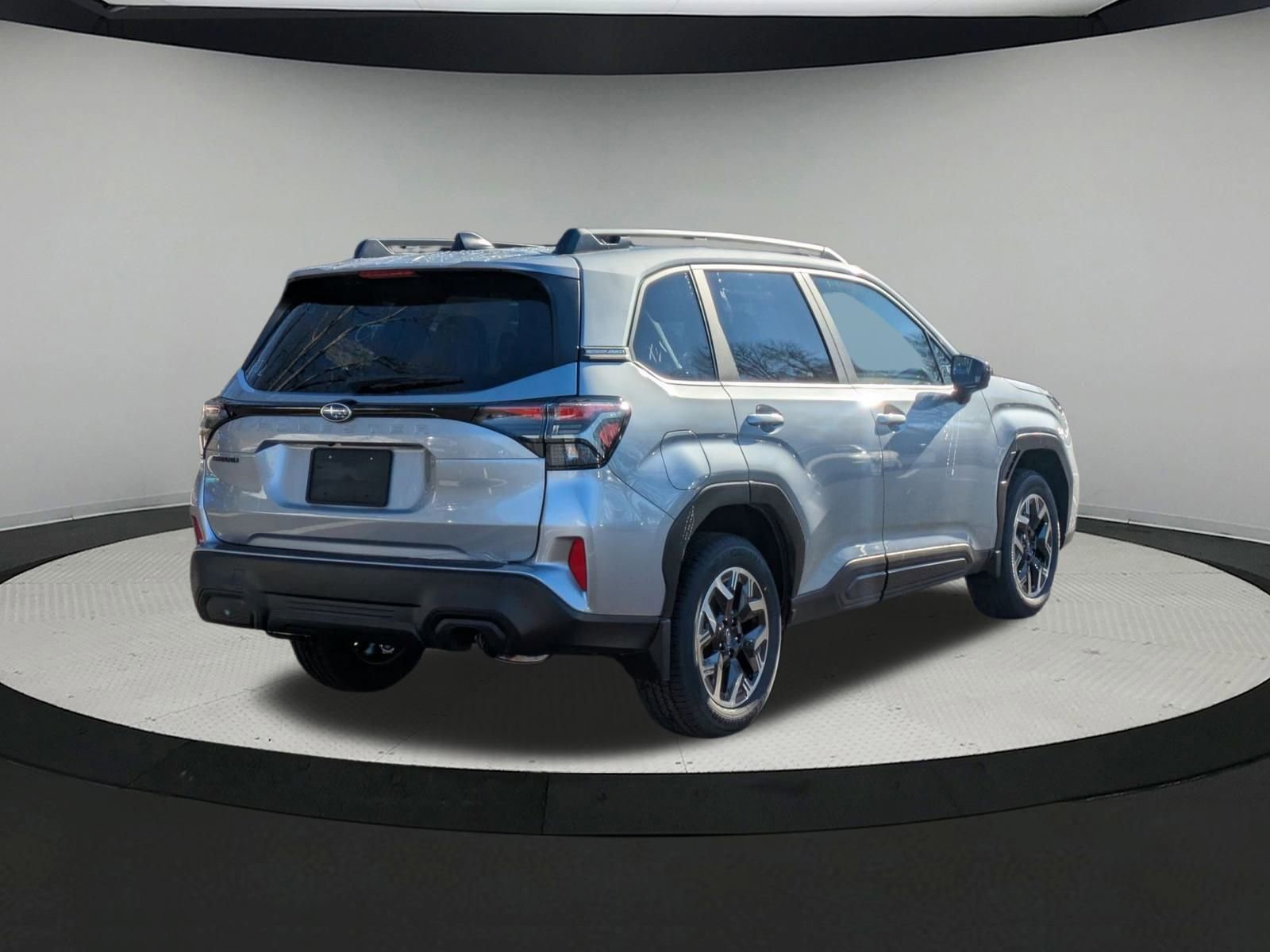 2025 Subaru Forester Premium Base photo 2
