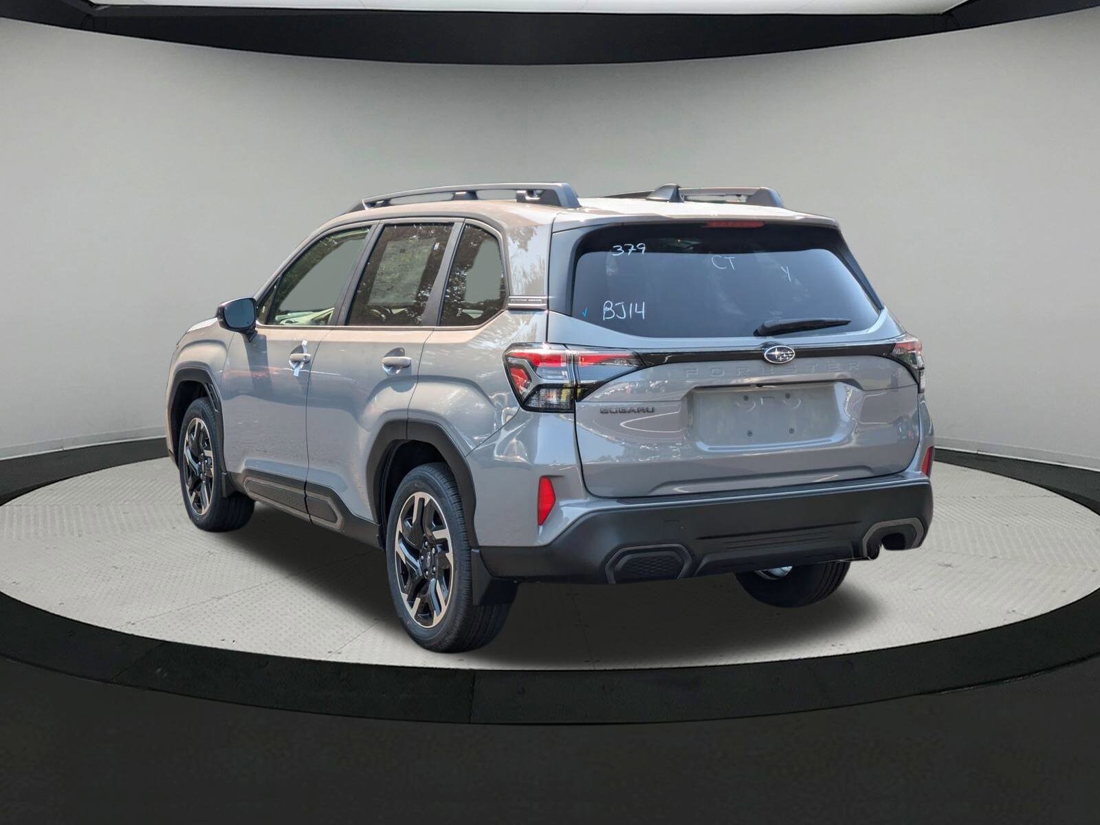 2025 Subaru Forester Limited photo 3