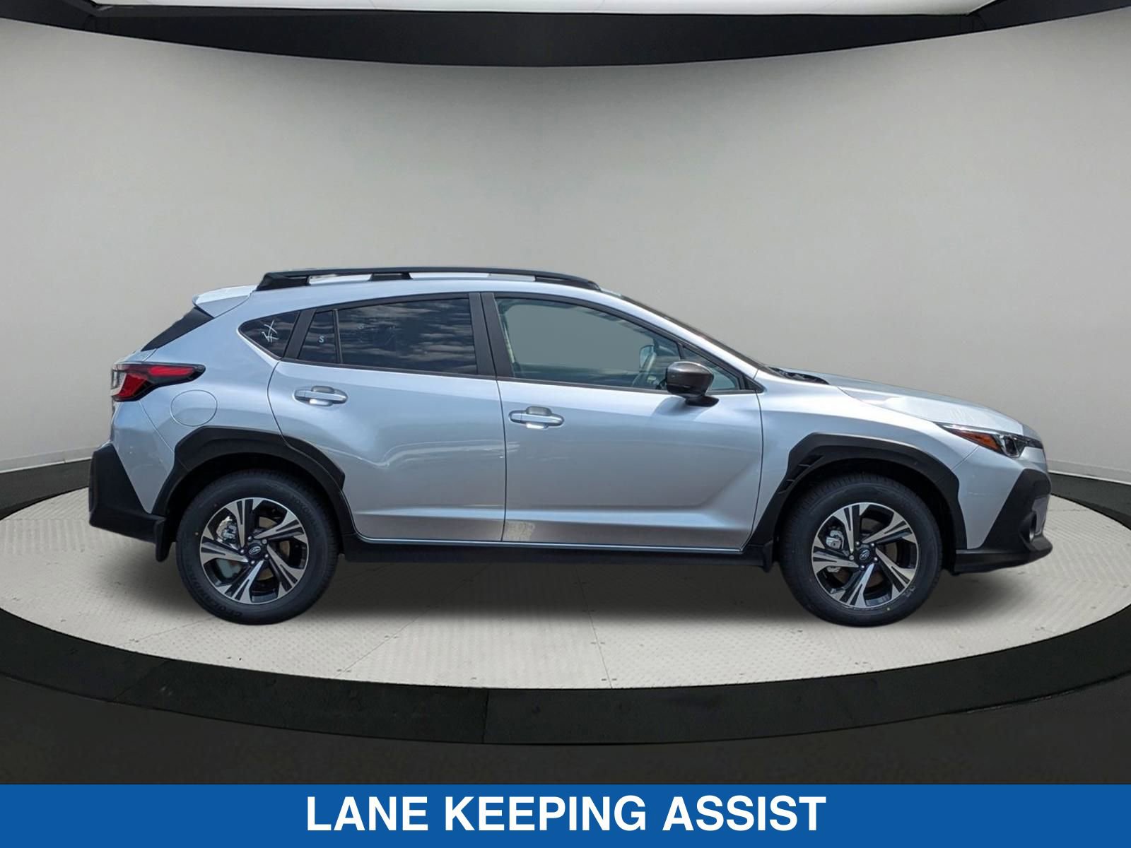 2025 Subaru Crosstrek Premium photo 2