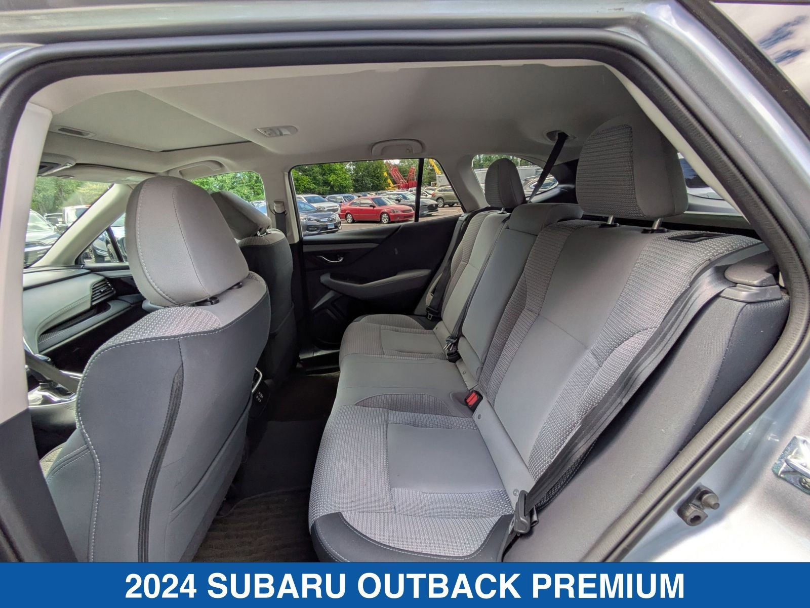 2024 Subaru Outback Premium - Photo 31
