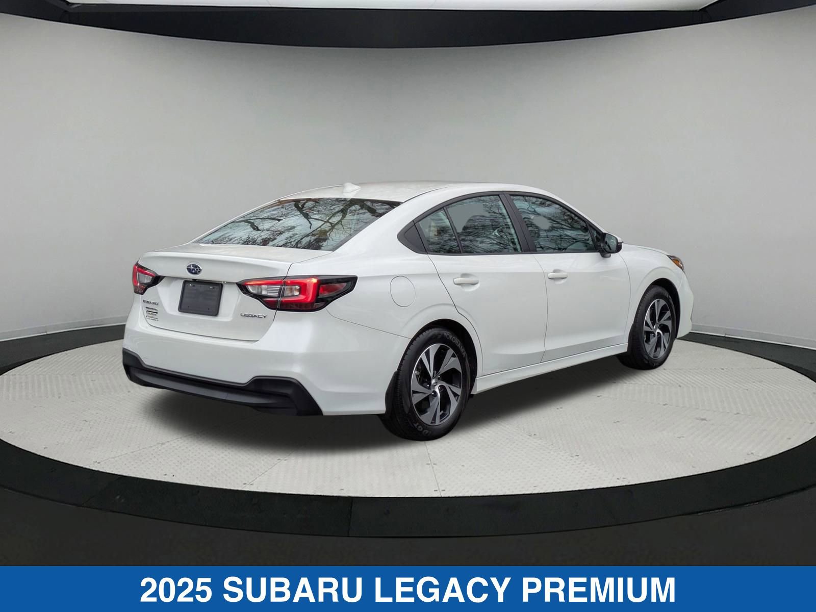 2025 Subaru Legacy Premium photo 3