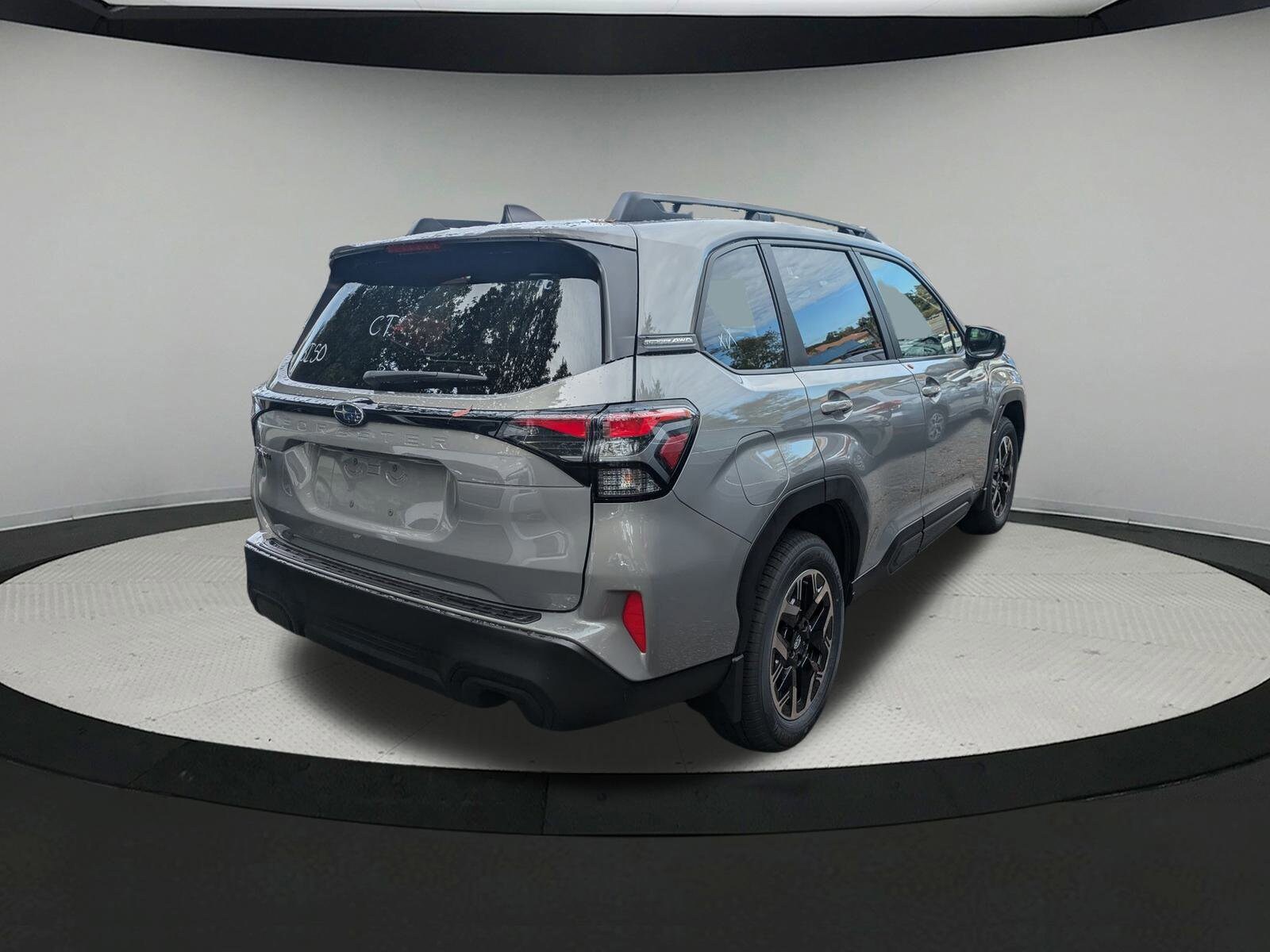 2025 Subaru Forester Premium photo 2