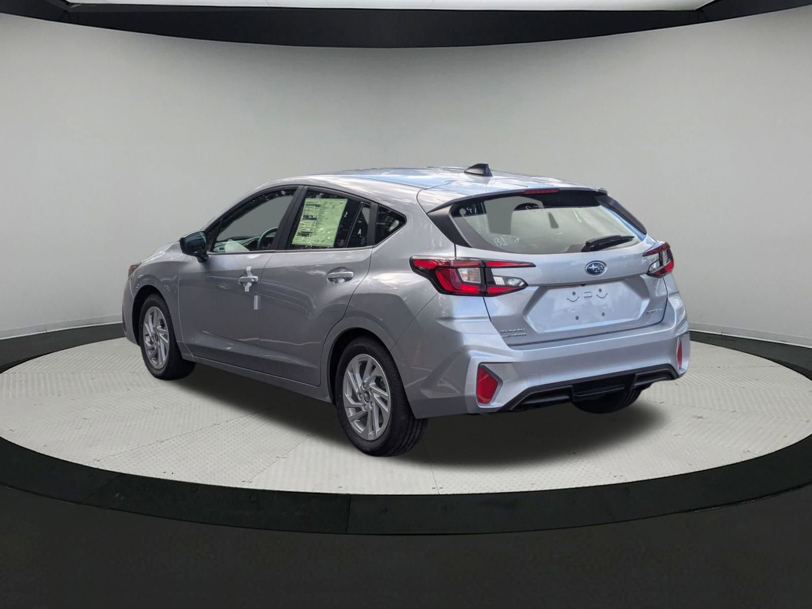 2025 Subaru Impreza Base photo 4