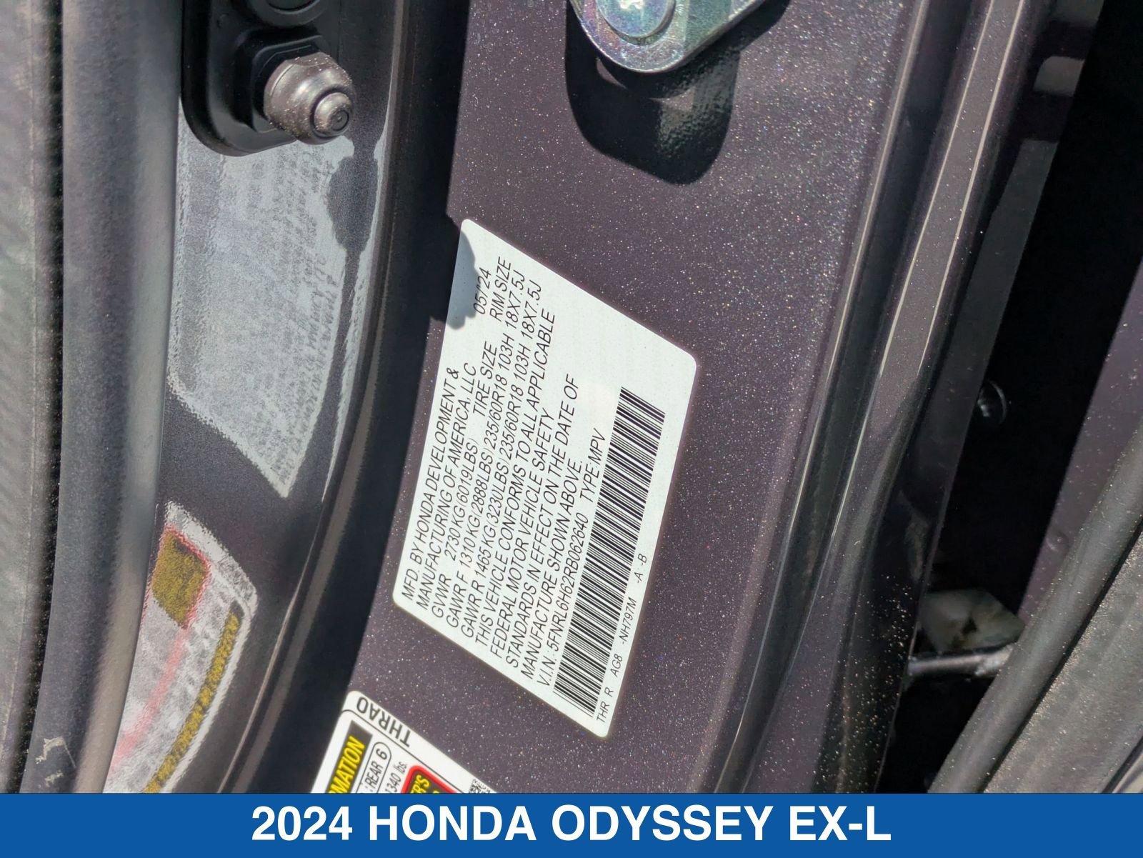 2024 Honda Odyssey EX-L - Photo 41