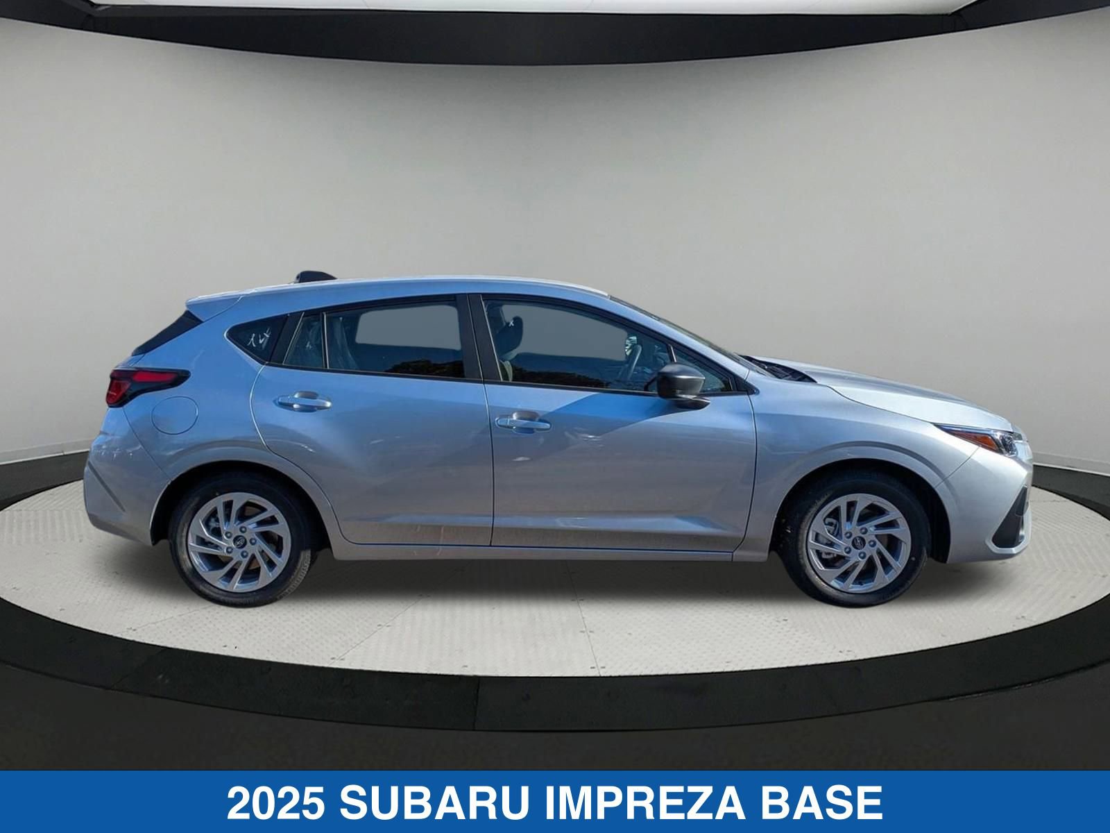 2025 Subaru Impreza Base photo 2