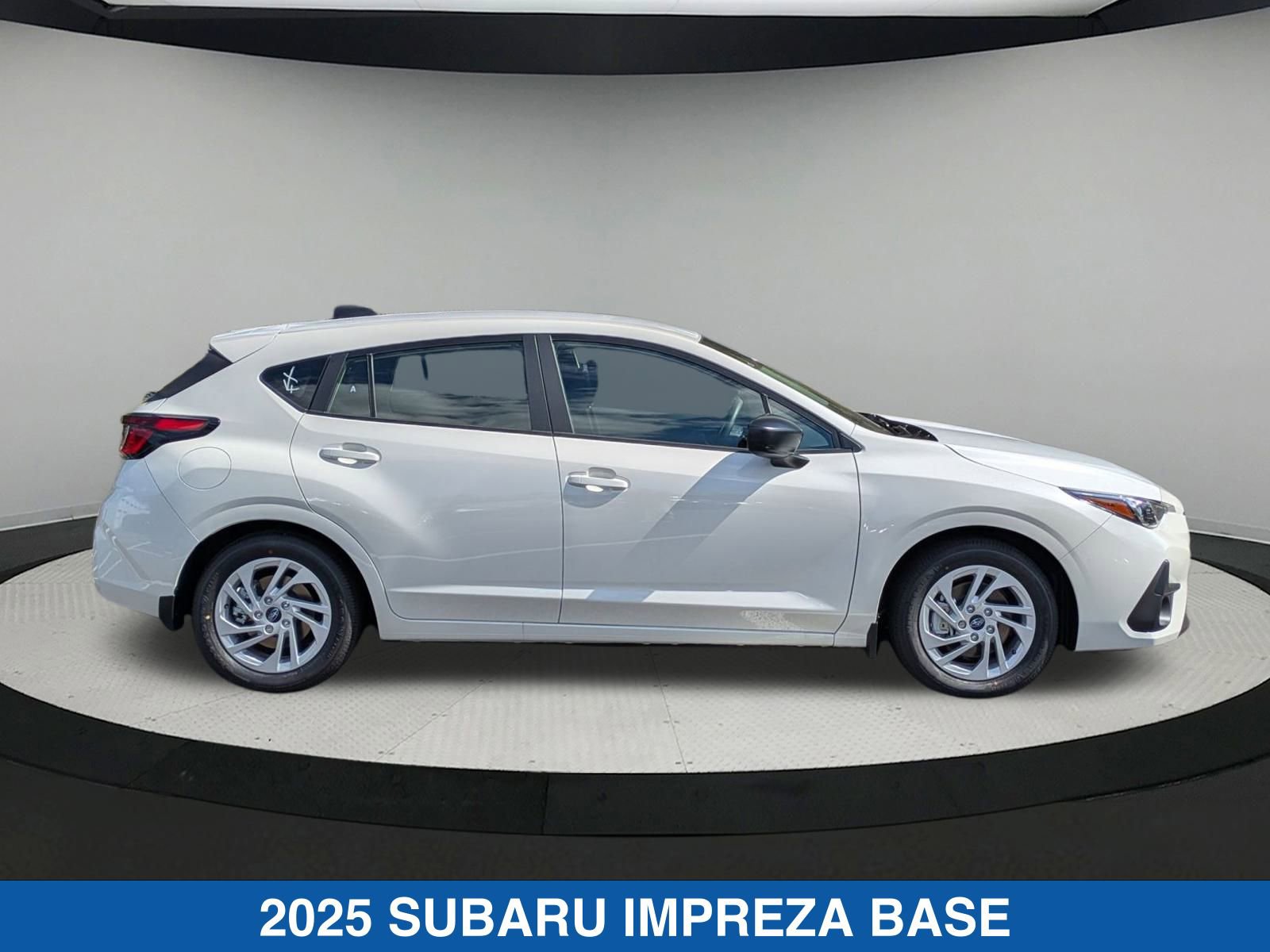 2025 Subaru Impreza Base photo 2
