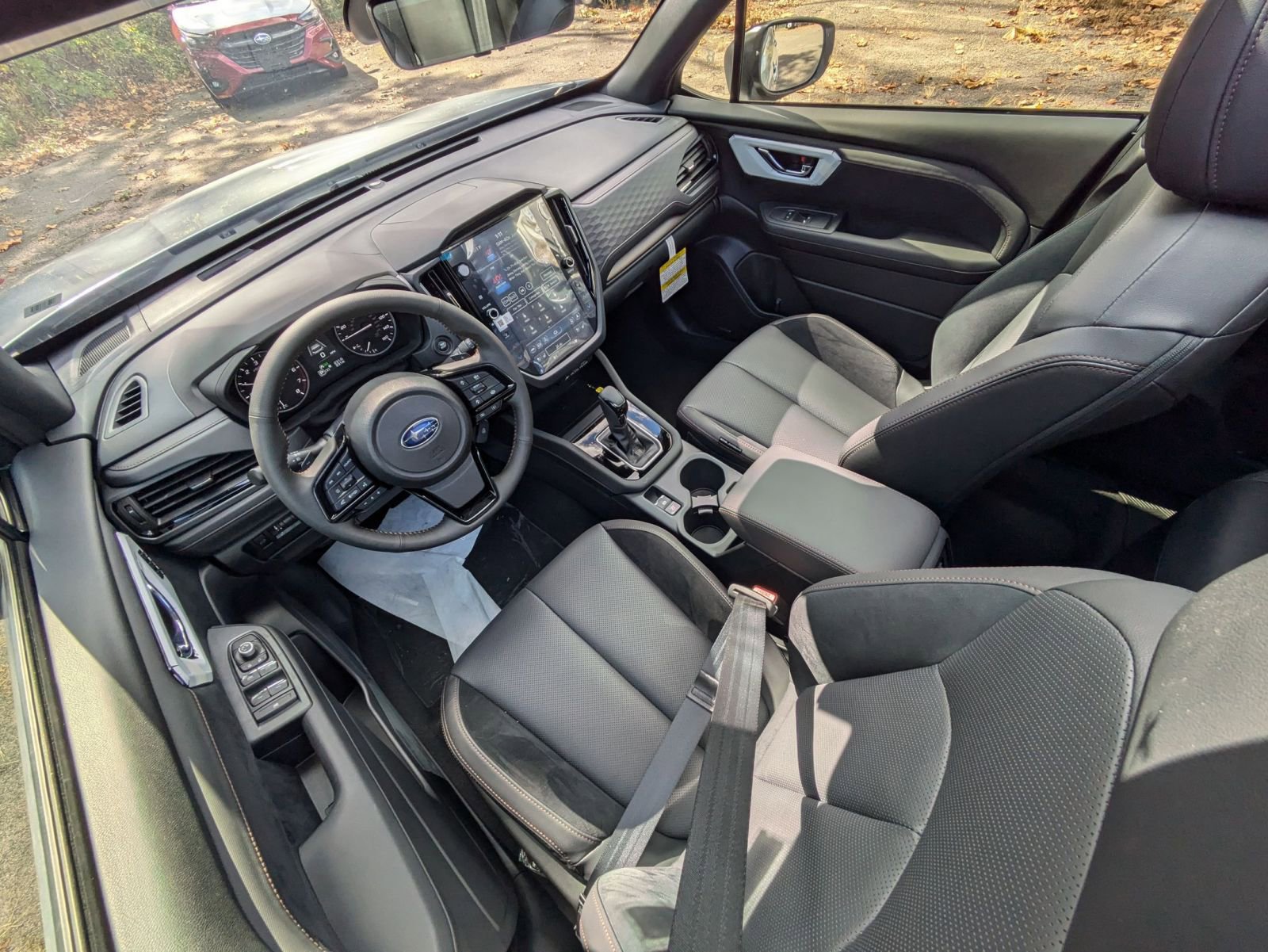 2025 Subaru Forester Touring - Photo 13