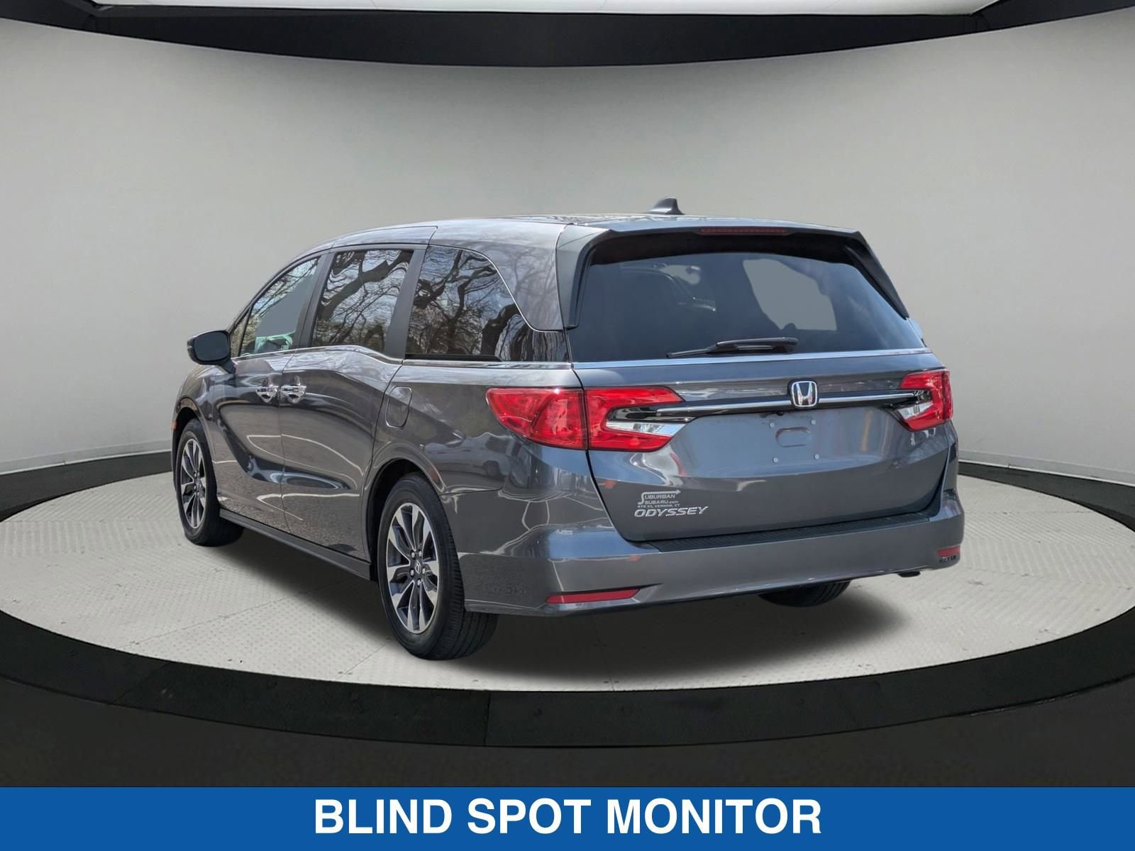 2024 Honda Odyssey EX-L - Photo 6