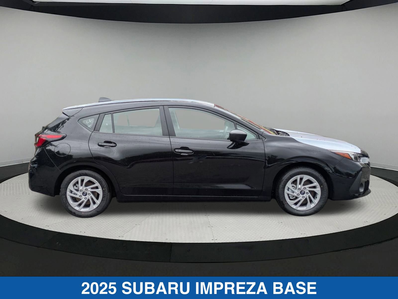 2025 Subaru Impreza Base photo 2