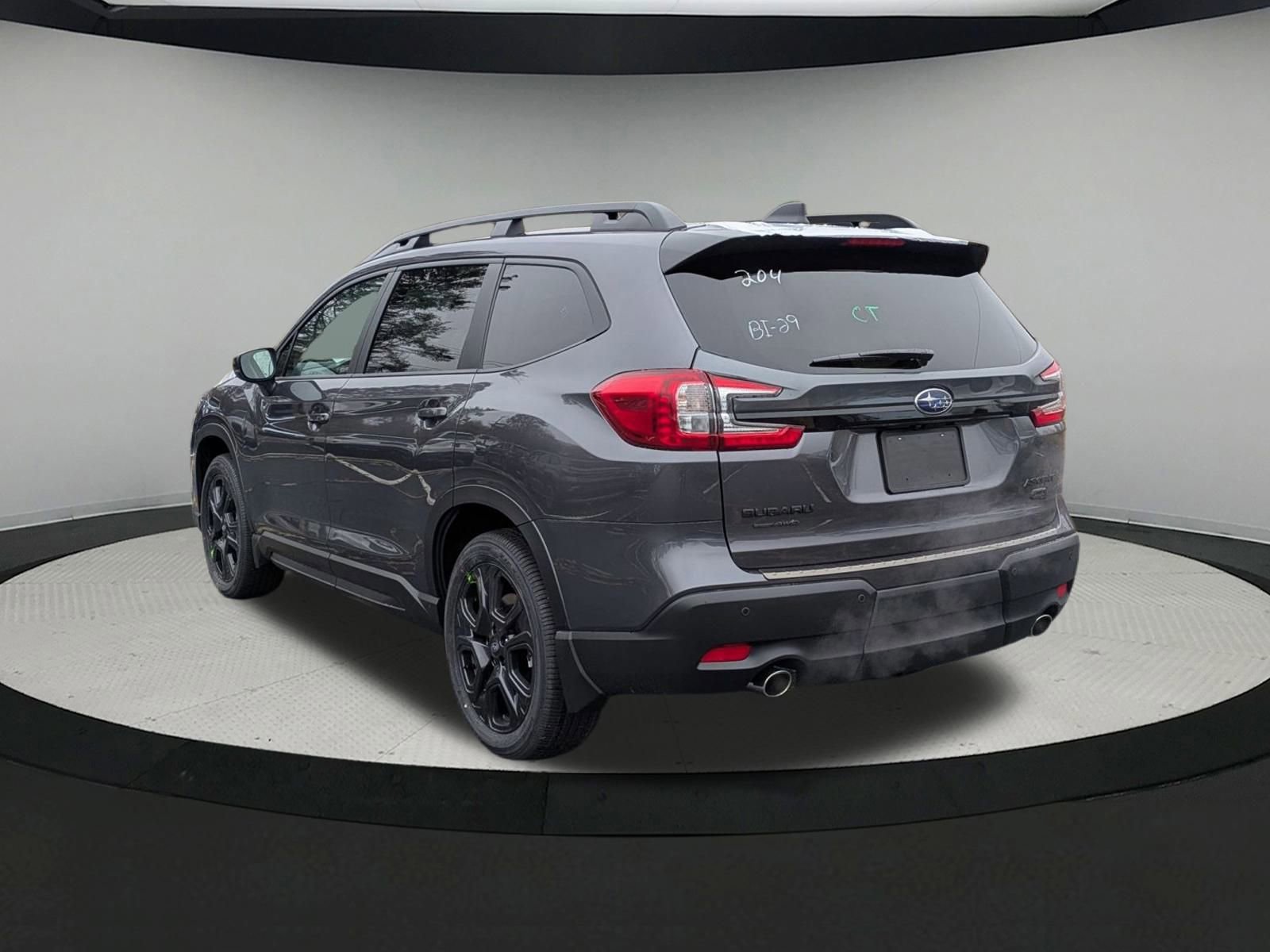 2025 Subaru Ascent Onyx Edition photo 2