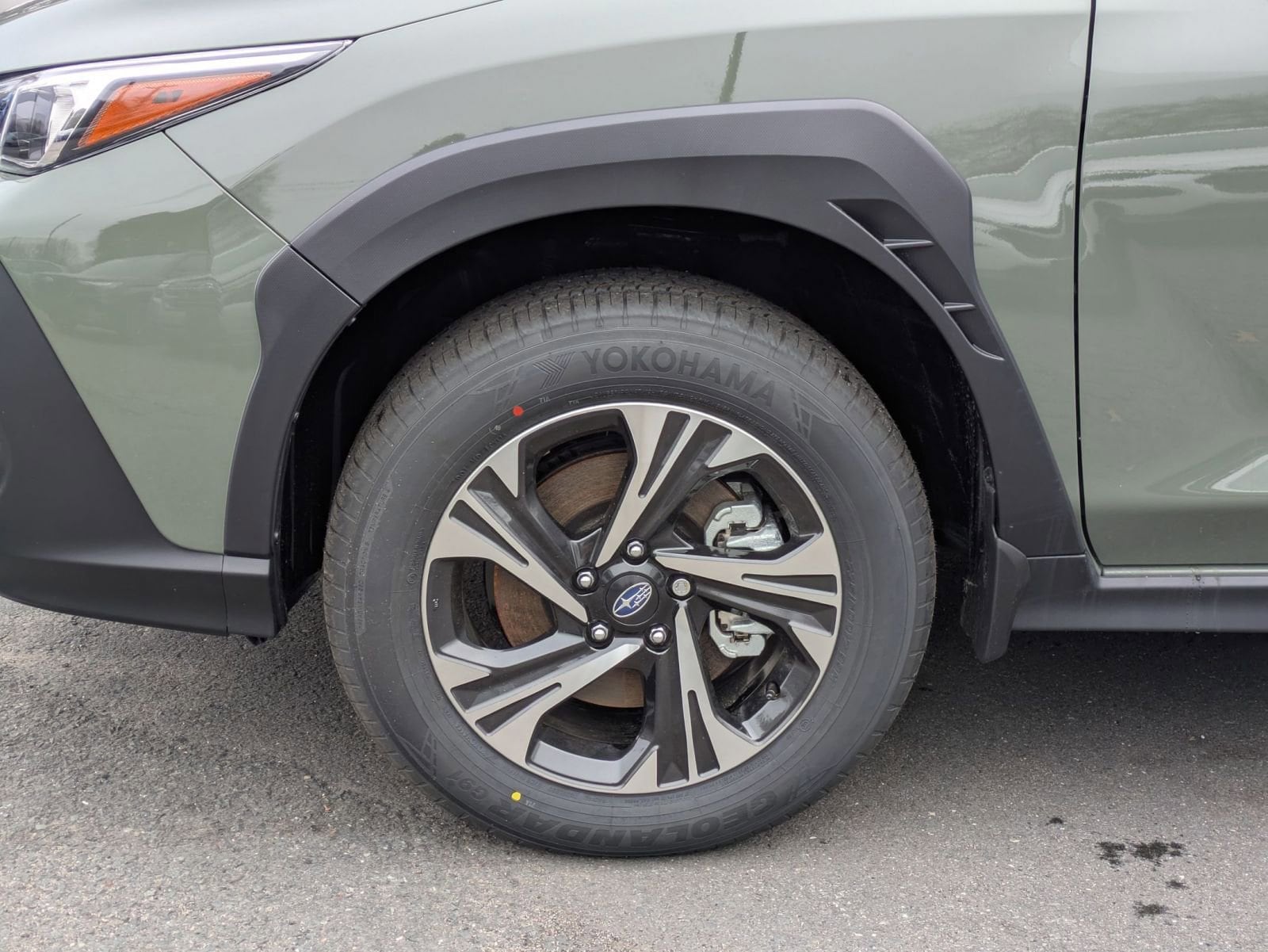 View vehicle photo 6