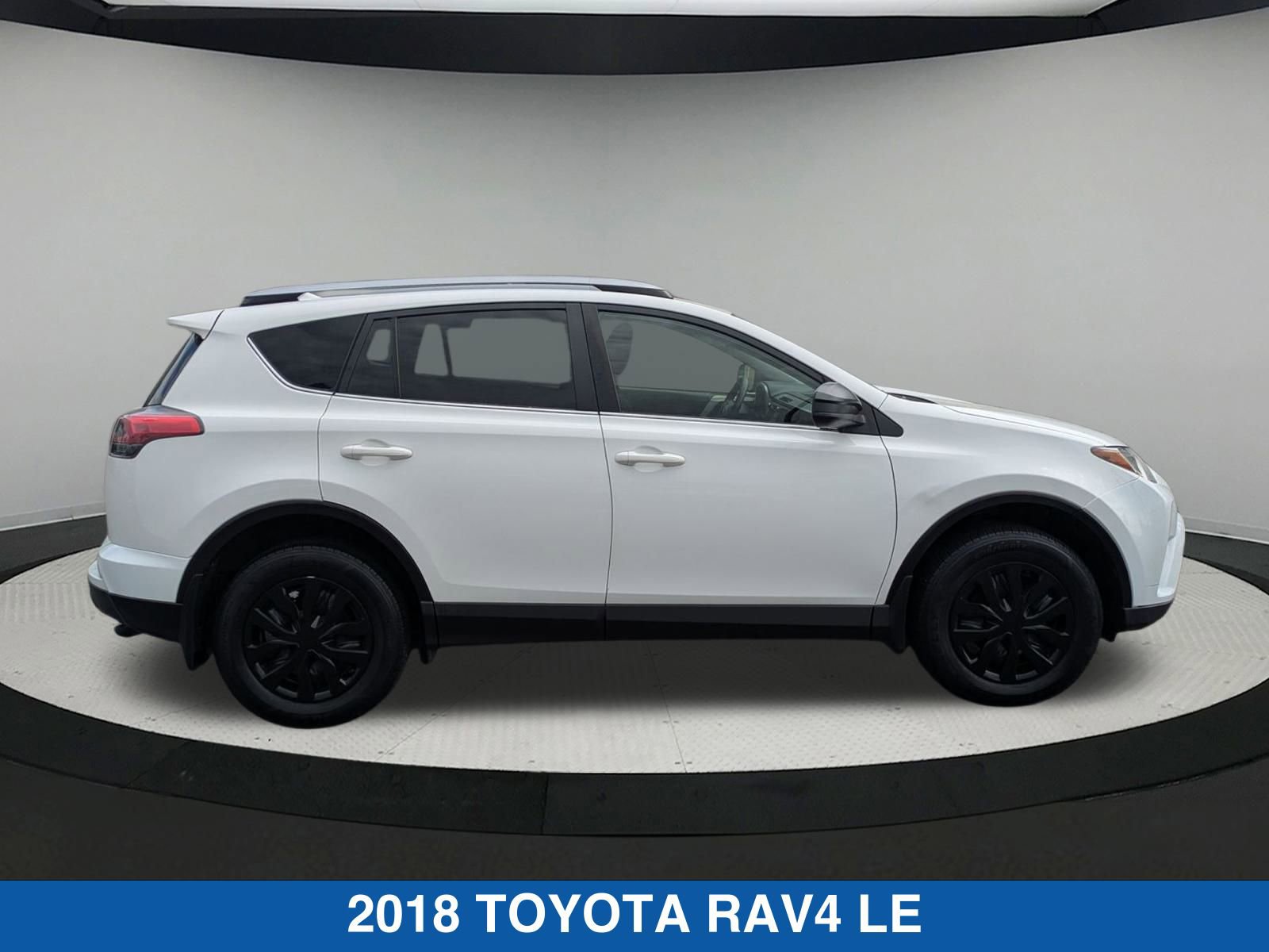 Used 2018 Toyota RAV4 LE with VIN JTMBFREV0JD252437 for sale in Vernon, CT