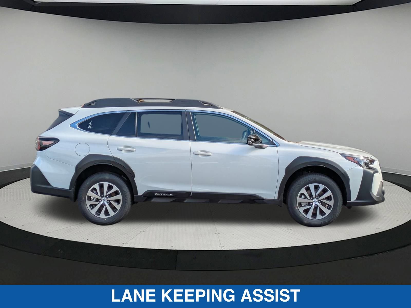 2025 Subaru Outback Premium photo 2